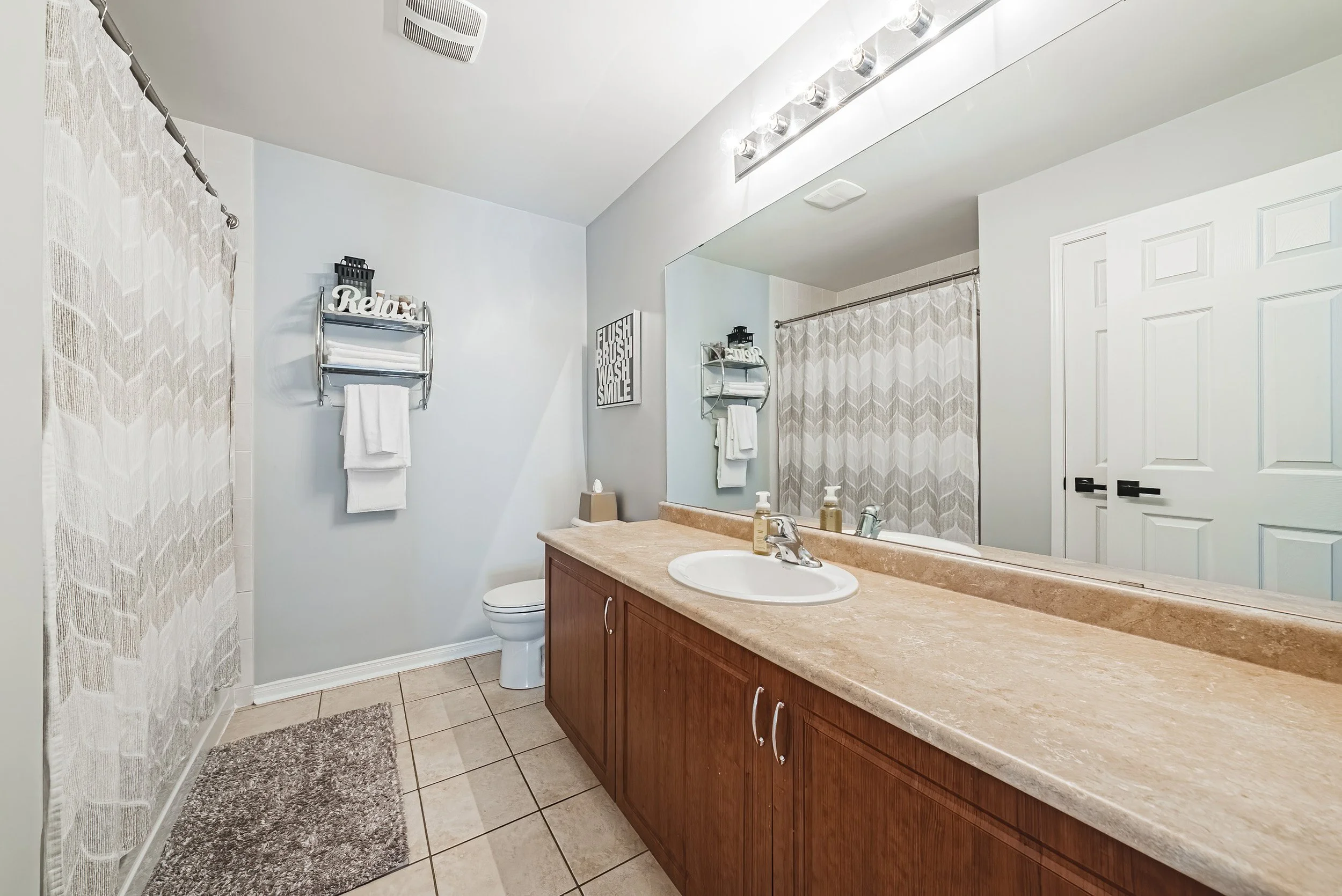 31 - 142 Bradley Ave, Binbrook.jpg