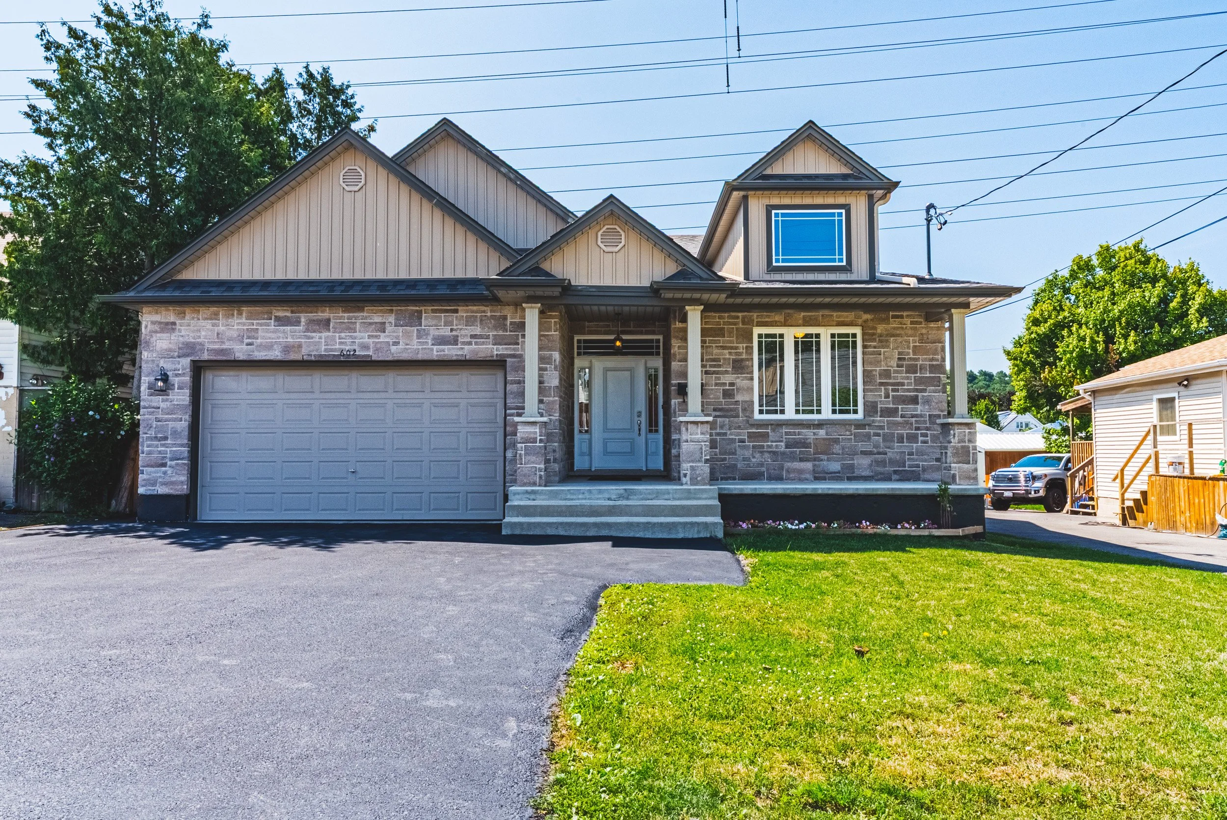 3 - 602 Cochrane Rd, Hamilton.jpg