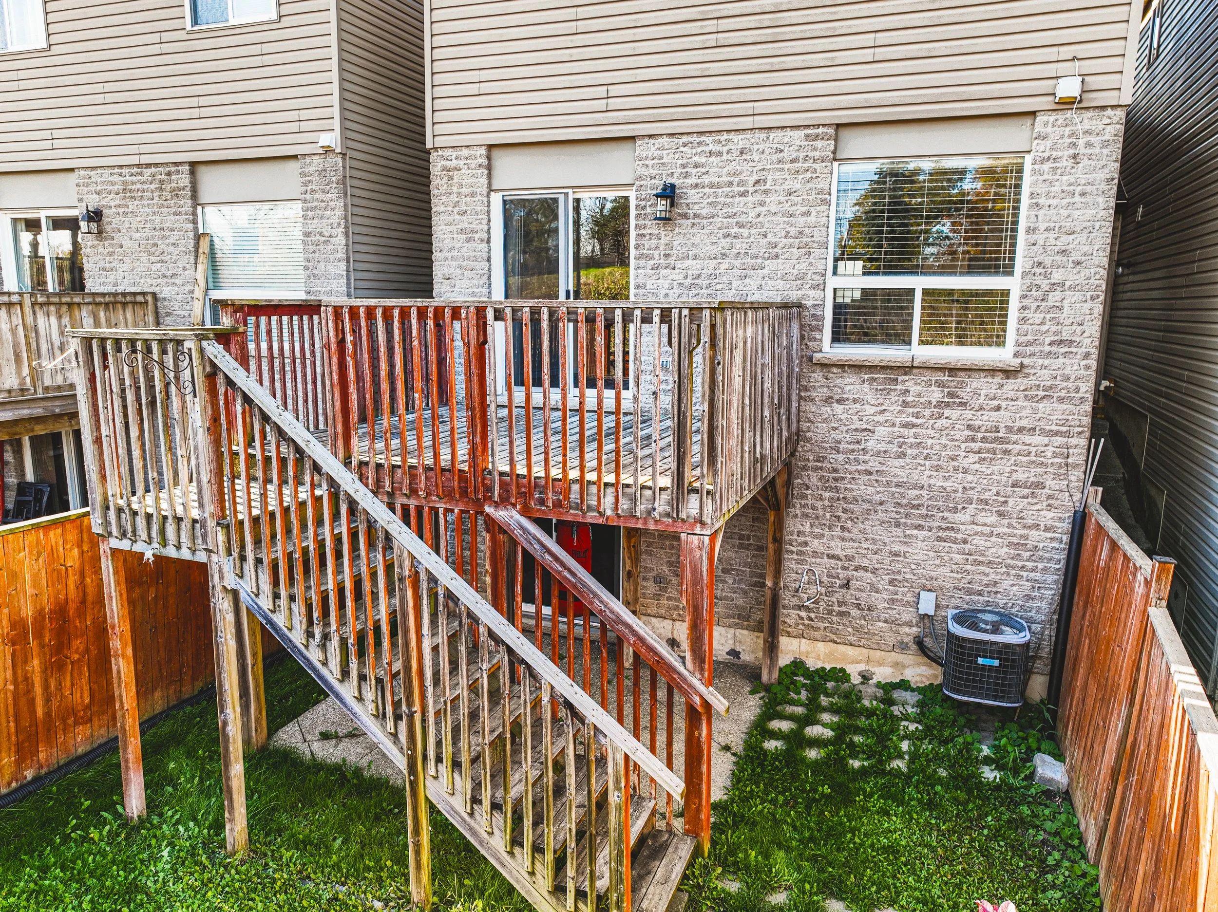 9-35 Thames Wy Hamilton.jpg