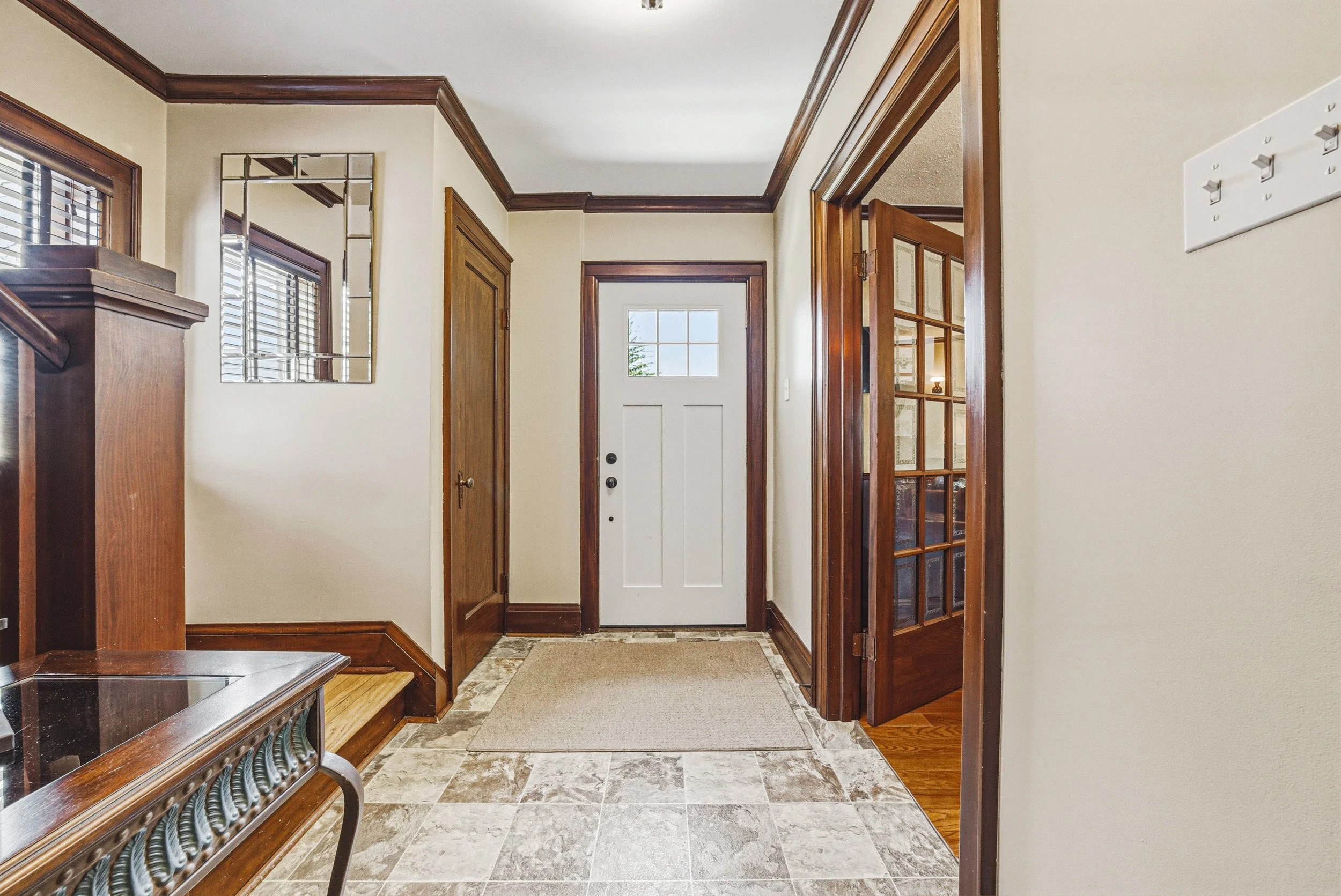 2 - 55 Van Camp Ave, Brampton.jpg