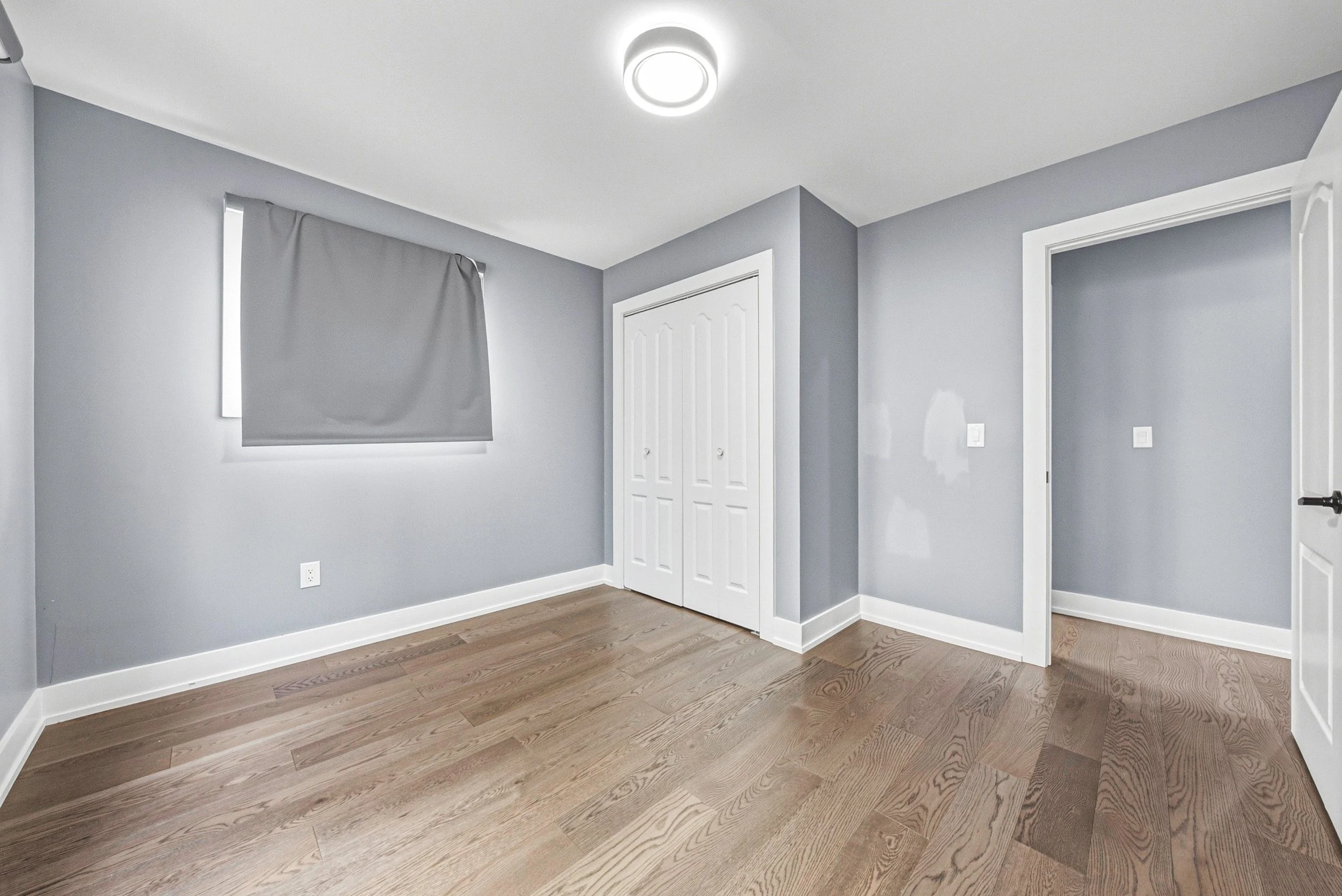 19 - 12 Stevenson Ave, London.jpg