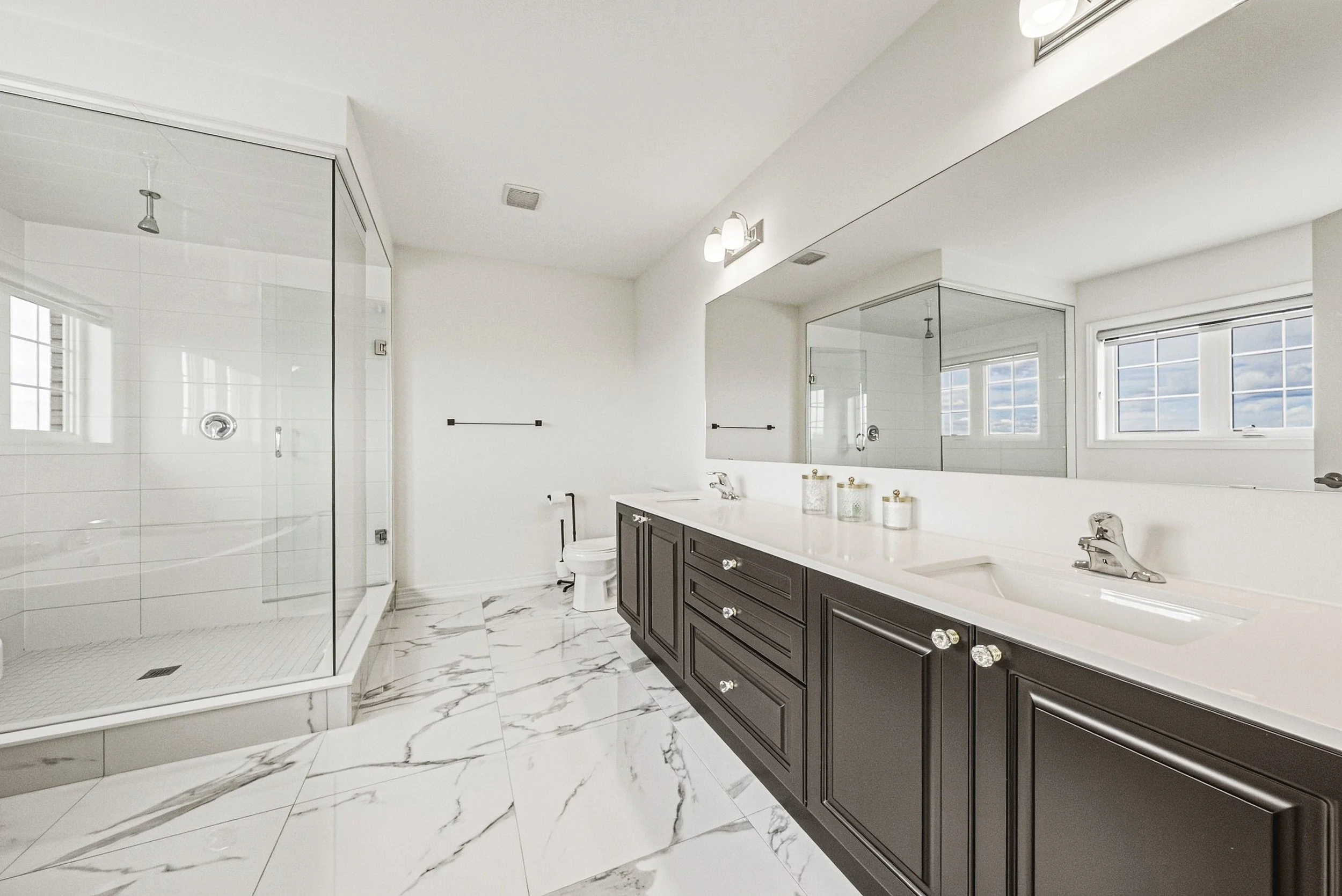 28 - 733 Gilmour Cres, Shelburne.jpg