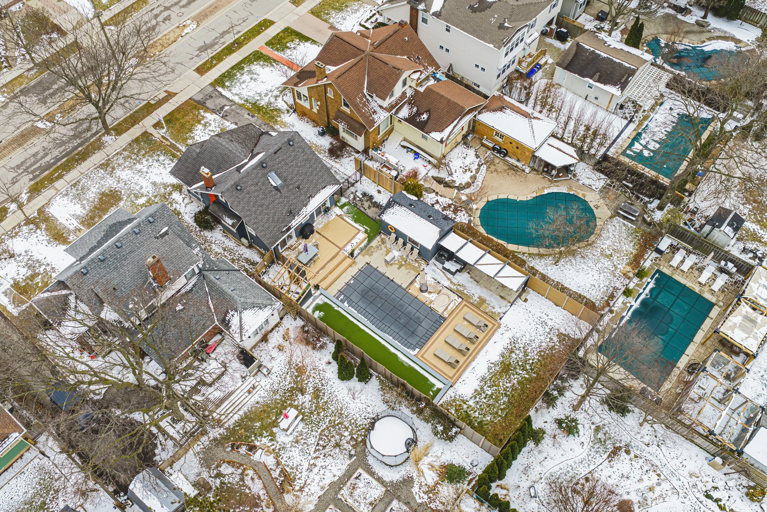 27 - 6 Nelles Blvd, Grimsby.jpg