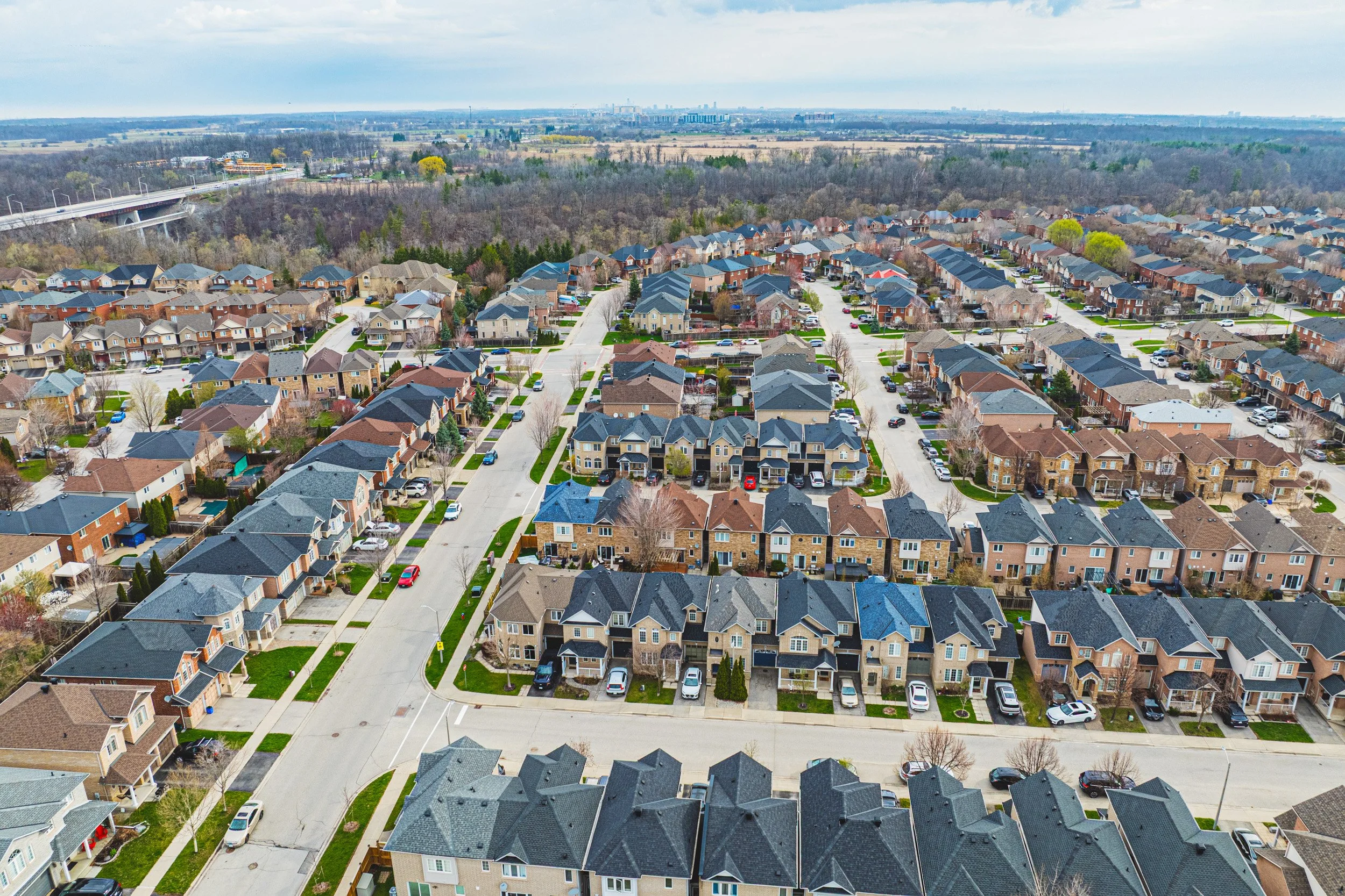 37 - 2412 Curtis Rd, Burlington.jpg