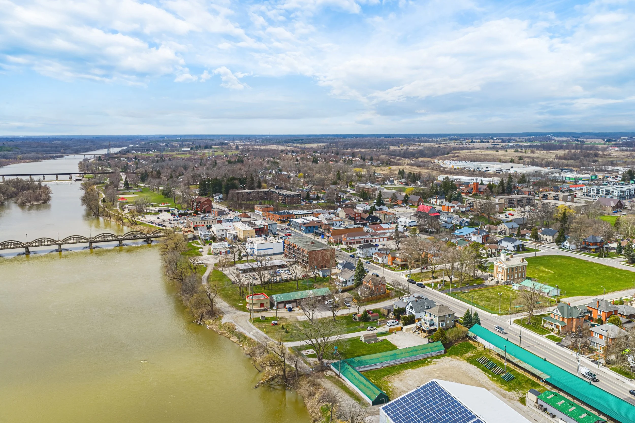 41 - 30 Grand Ave, Caledonia.jpg