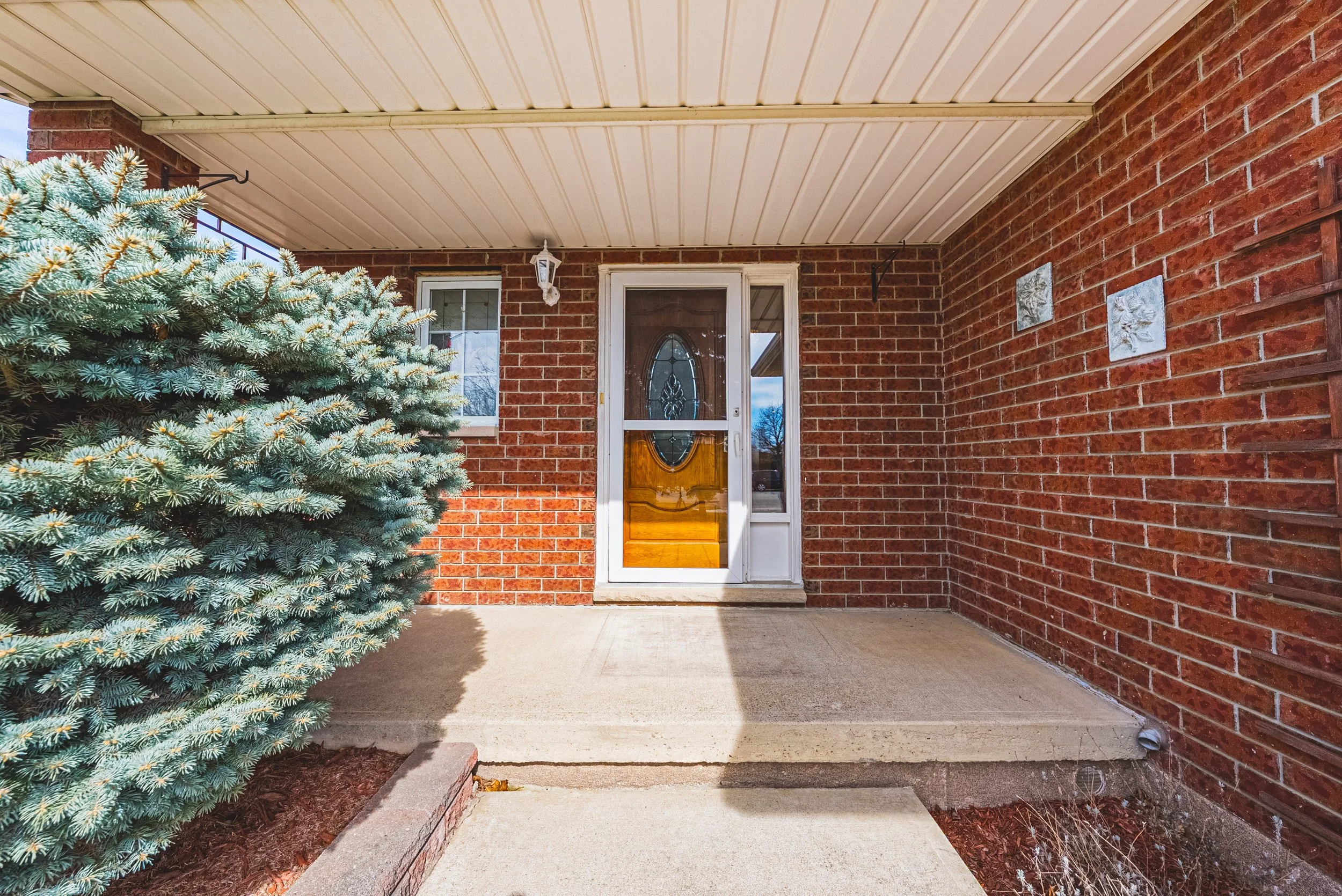 4 - 110 Highbury Dr, Stoney Creek.jpg