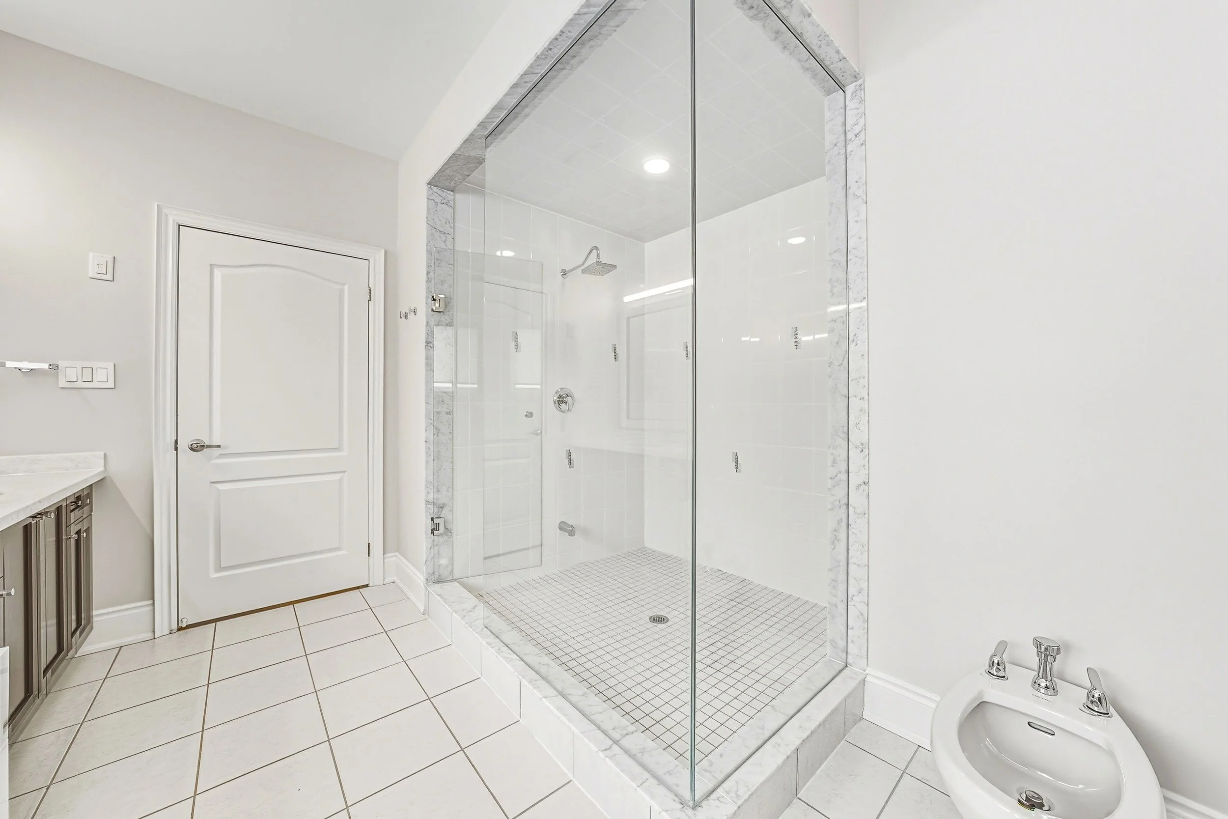 43 - 197 Nottingham Forest Rd, Bradford.jpg