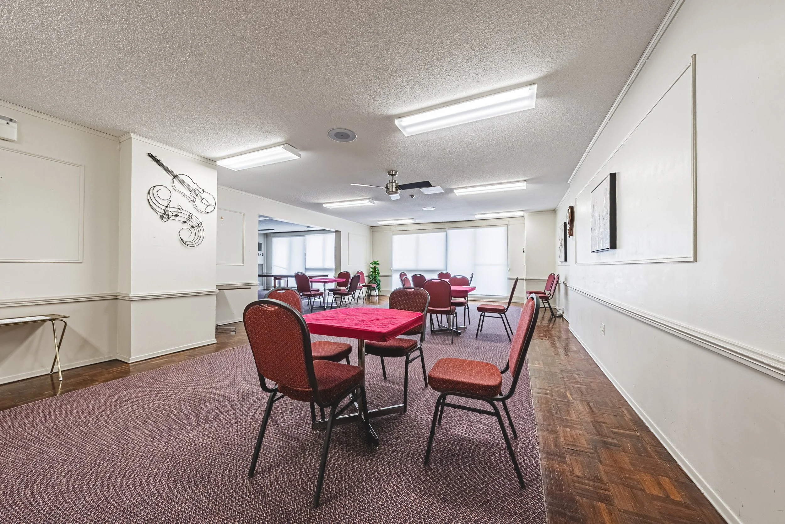 44 - 2055 Upper Middle Rd #1507, Burlington.jpg