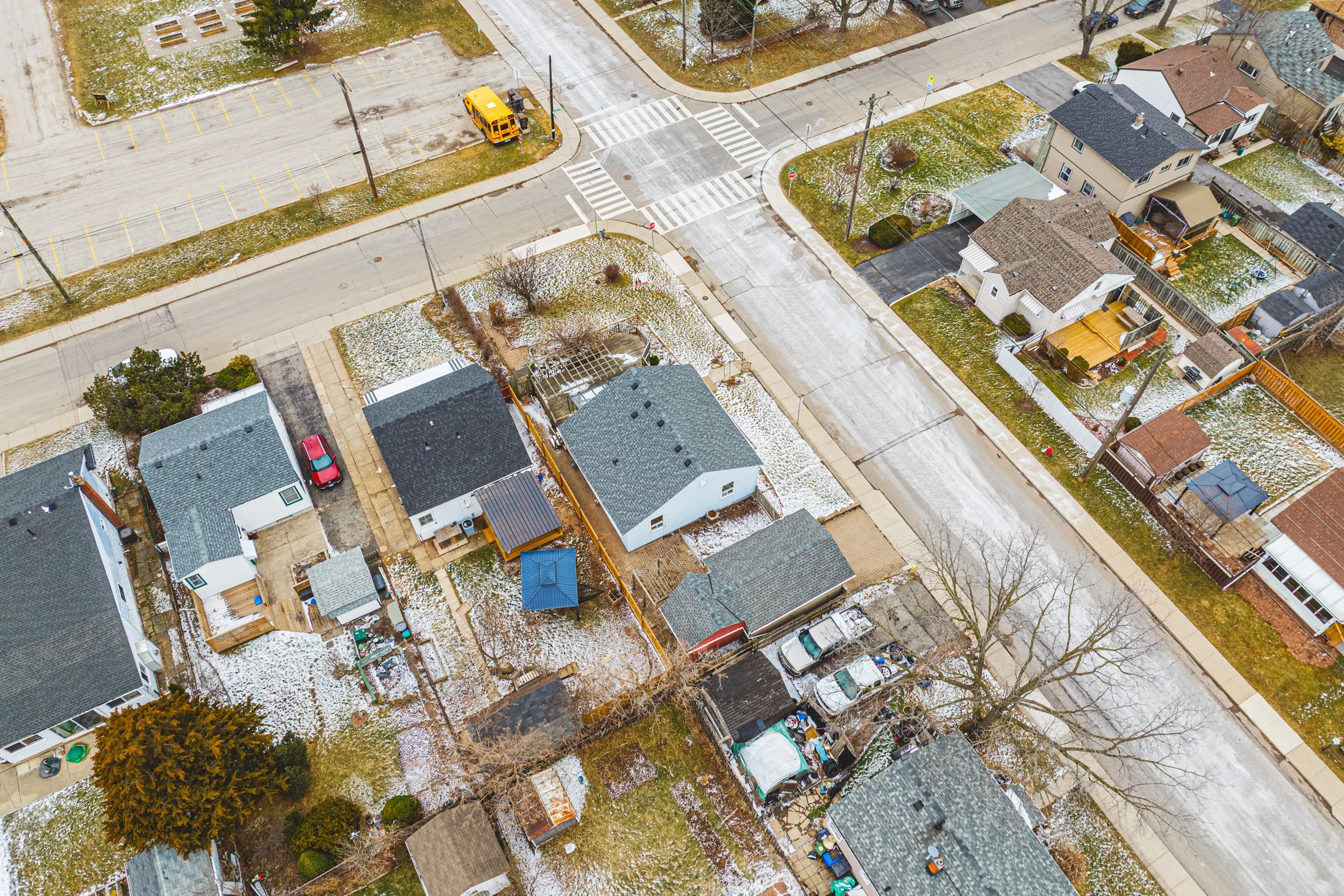 30 - 1124 Dunsmure, Hamilton.jpg