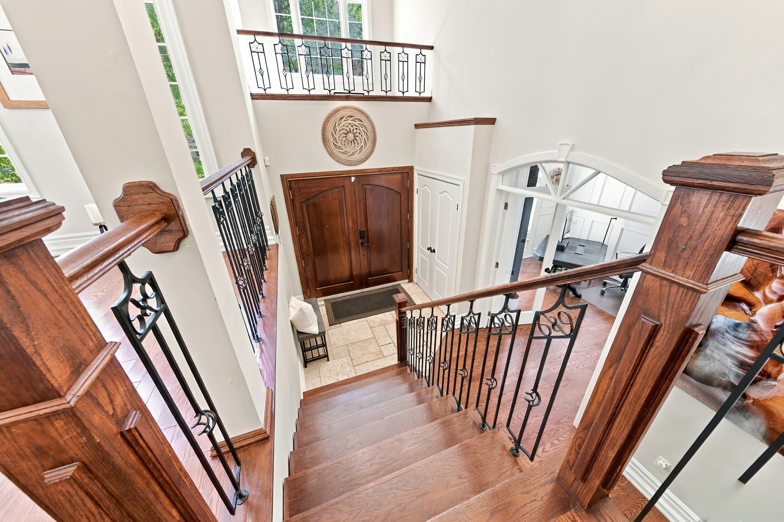 8 - 3021 Woodland Park Dr, Burlington.jpg