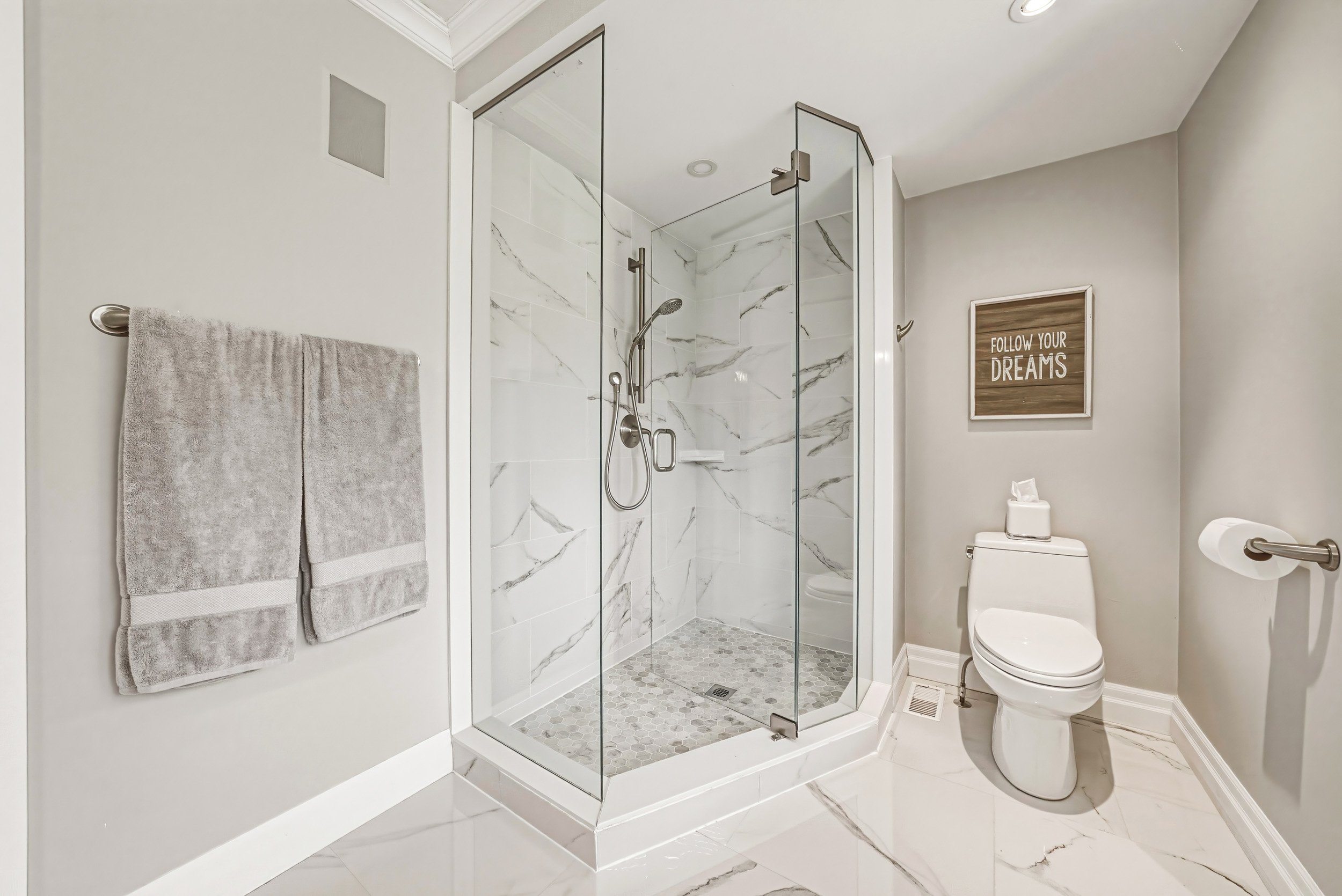 28 - 7 Colonial Cres, Oakville.jpg