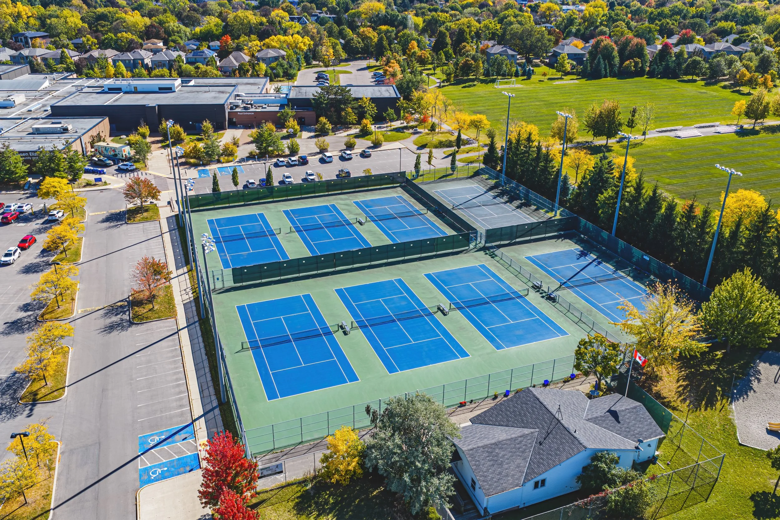 43 - 2231 Urwin Cres, Oakville.jpg
