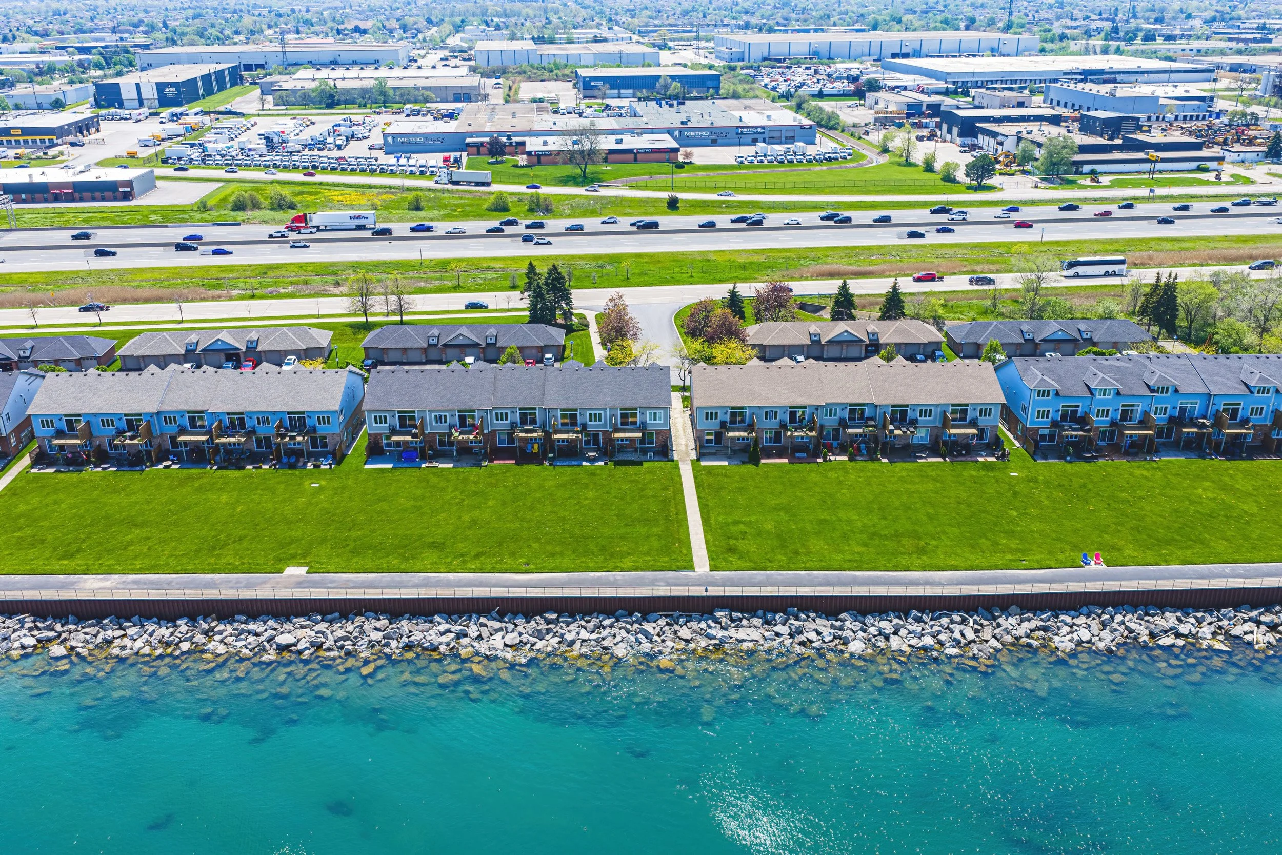 31 - 515 N Service Rd #22, Stoney Creek.jpg