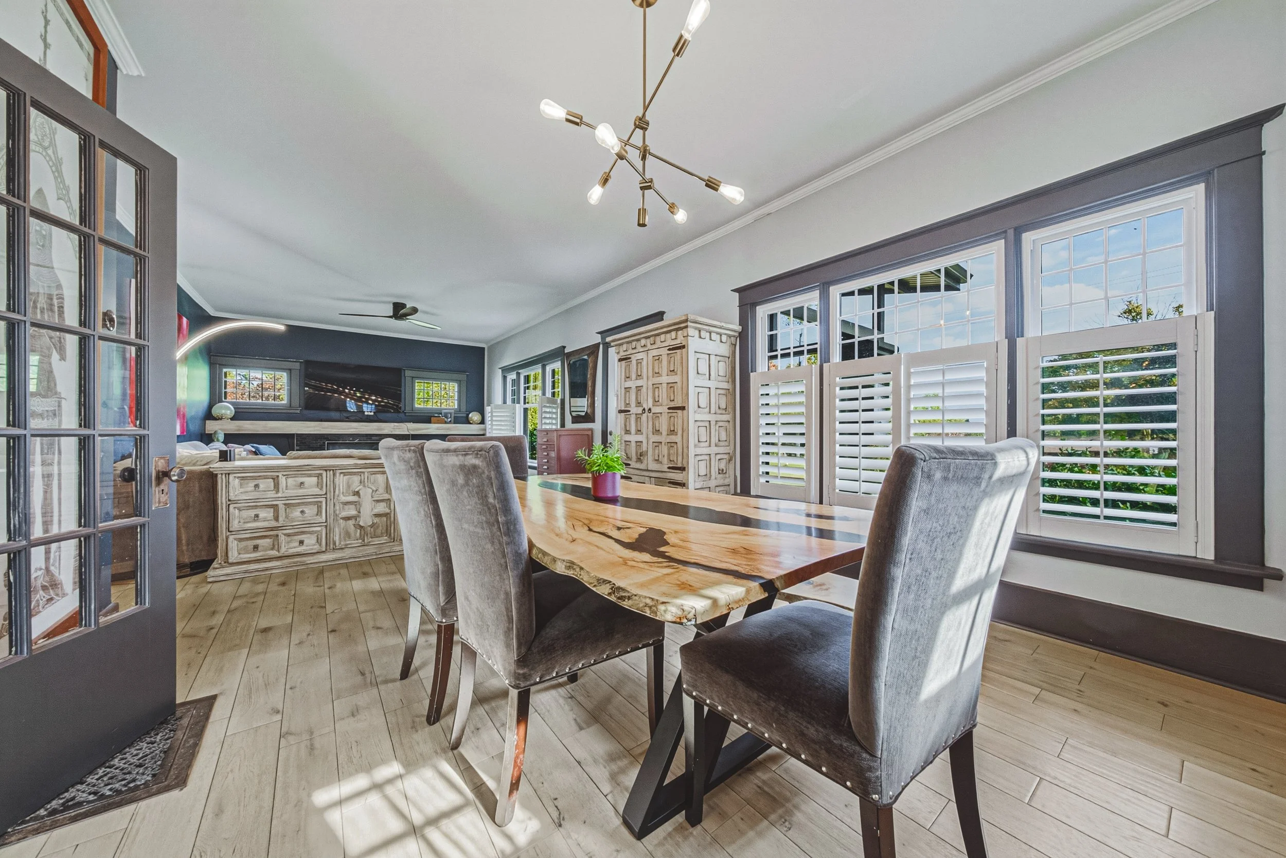 10-595 Mt Pleasant Rd Brantford.jpg