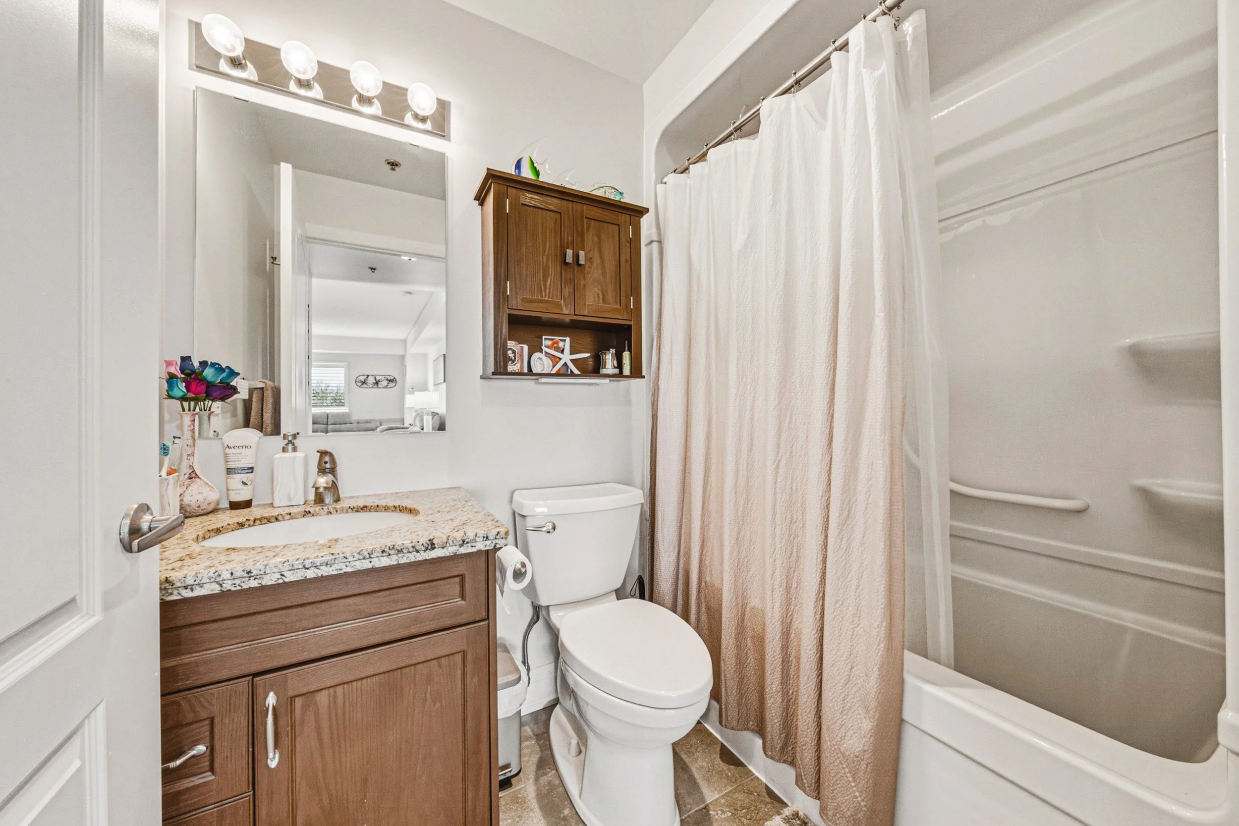 23 - 325 Highway 8 #308, Stoney Creek.jpg