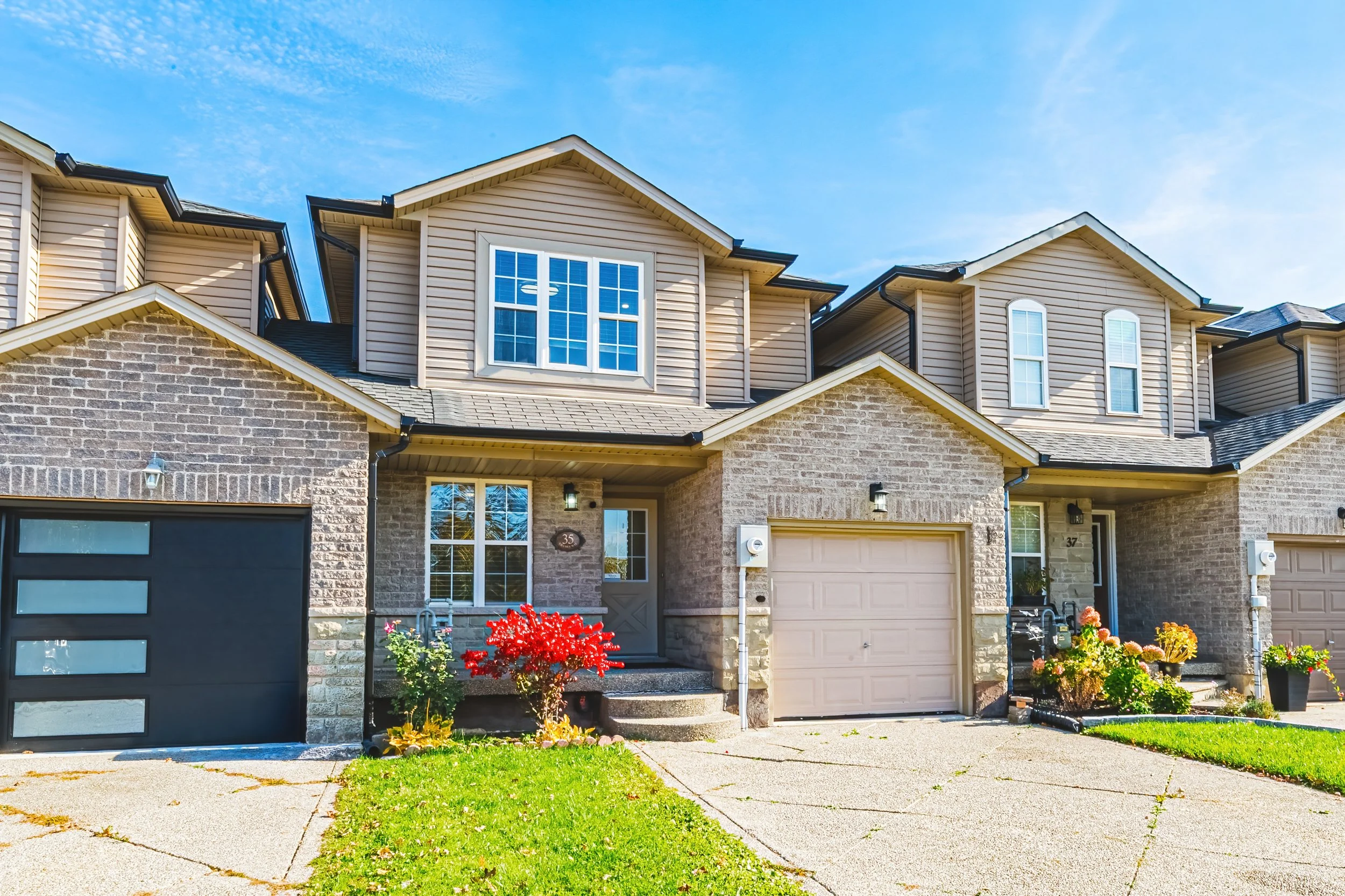5-35 Thames Wy Hamilton.jpg