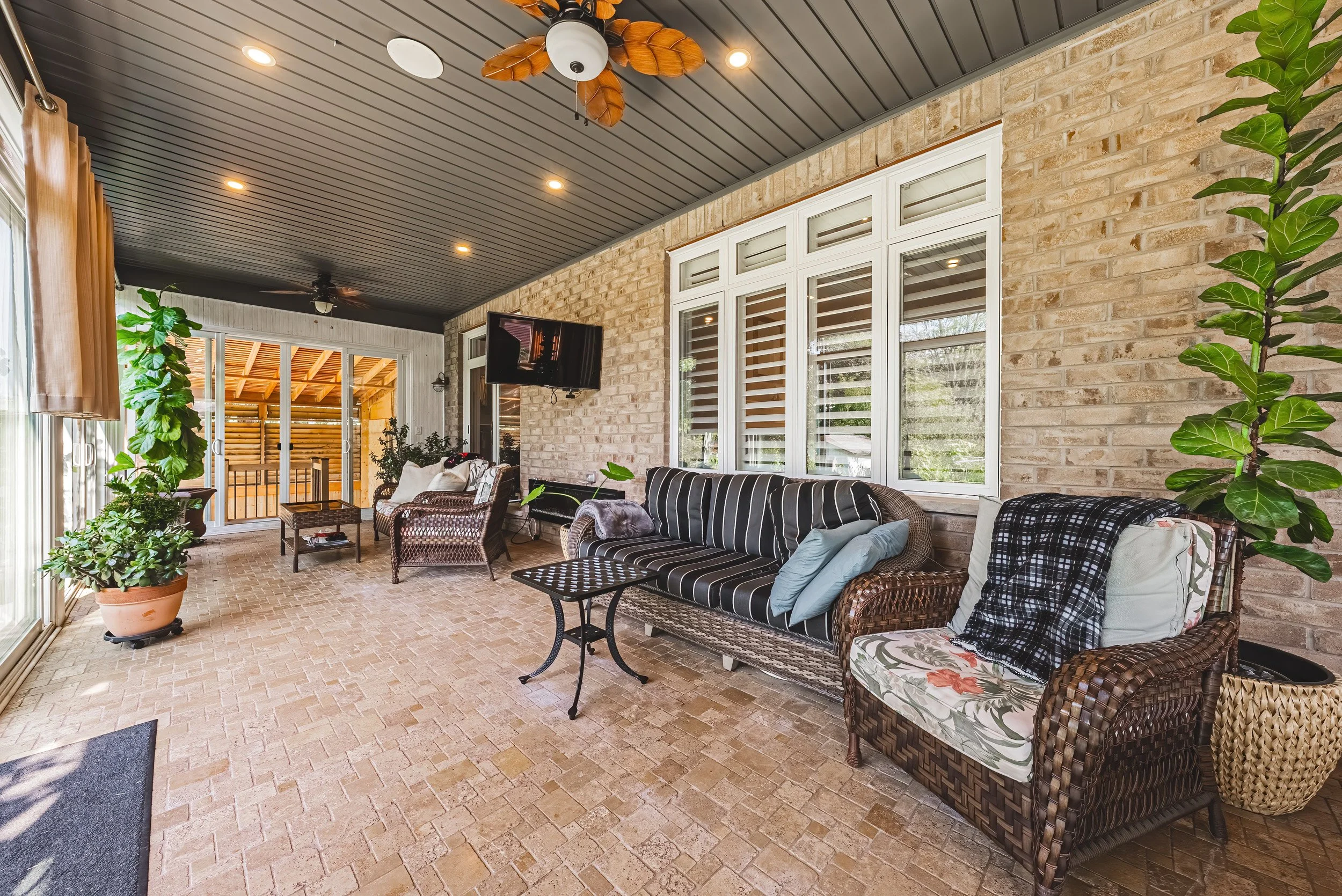 52 - 1214 Hwy 8, Stoney Creek.jpg