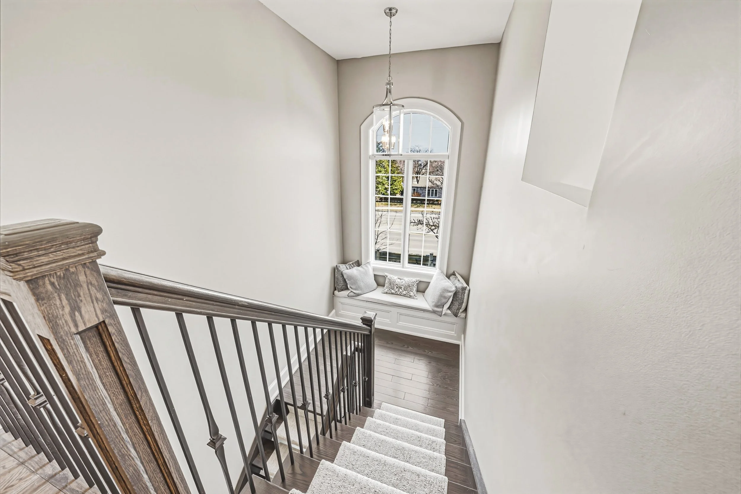 41 - 476 Patricia Dr, Burlington.jpg