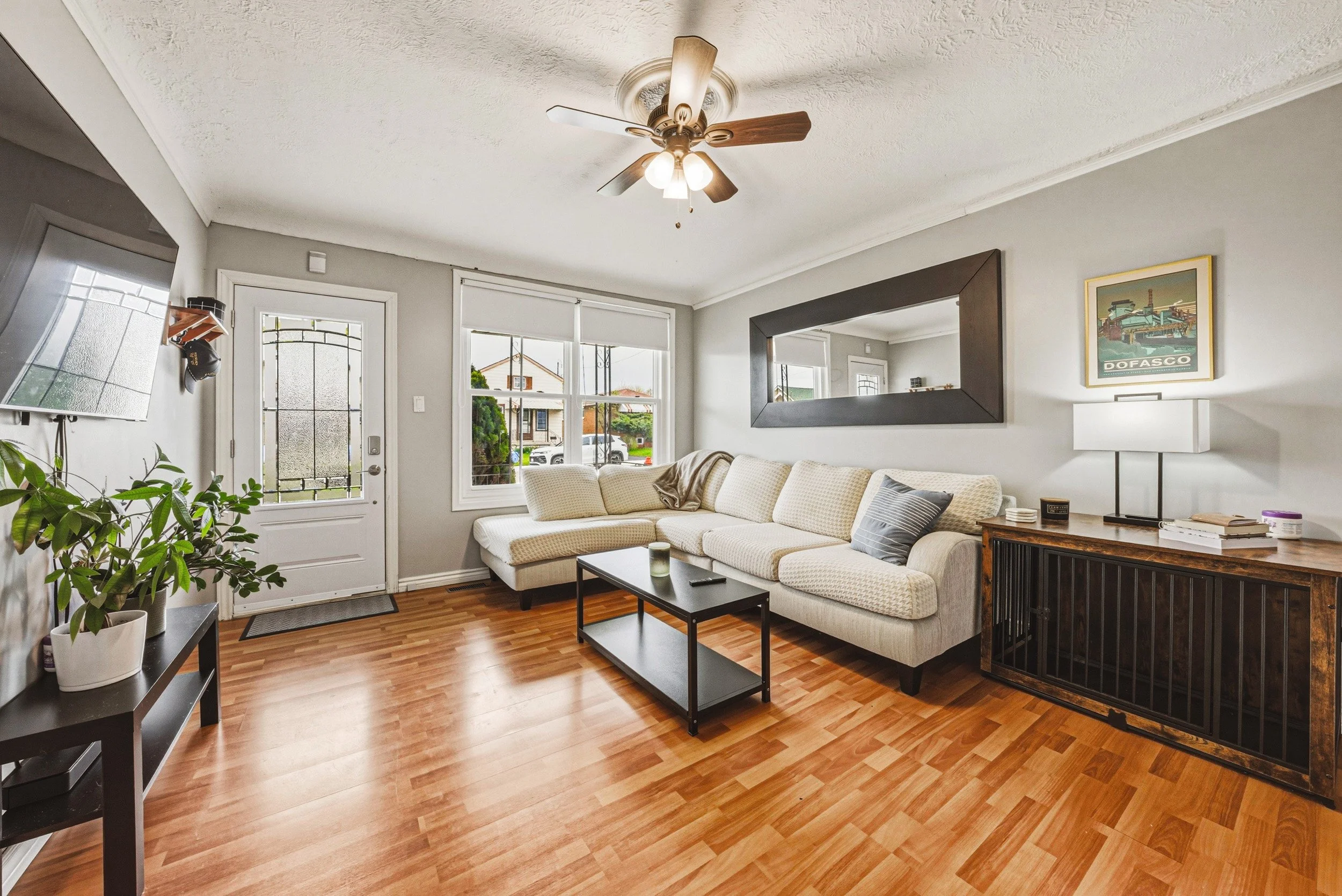5 - 161 Ivon Ave, Hamilton.jpg
