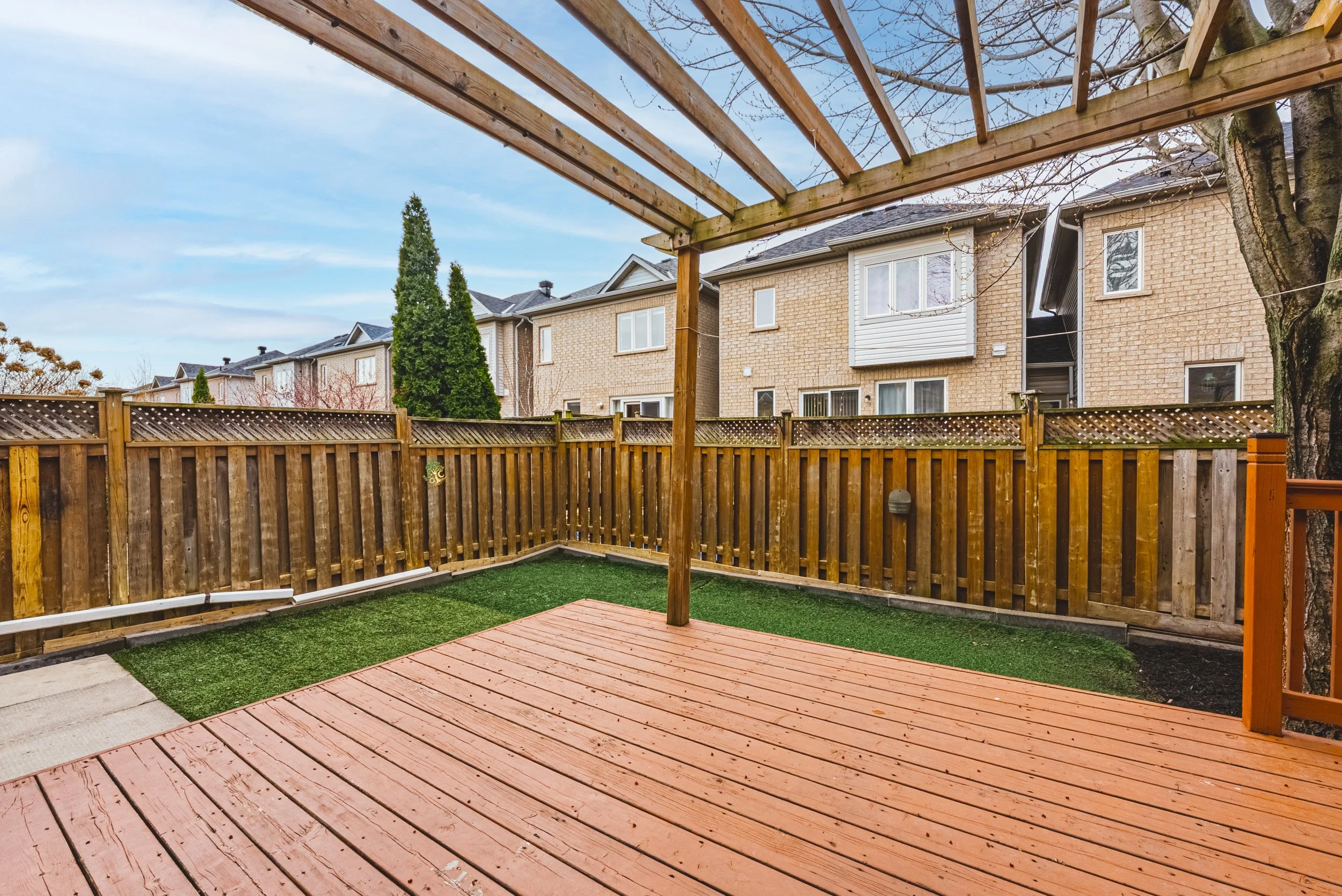 29 - 2412 Curtis Rd, Burlington.jpg