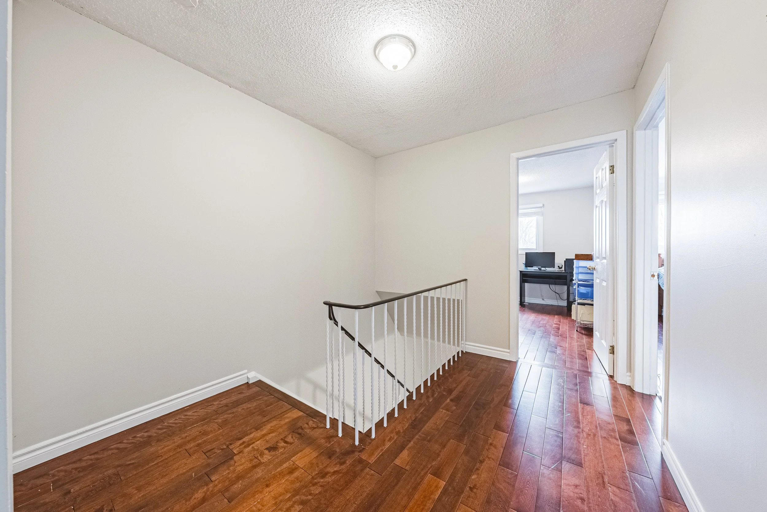 14 - 1576 Newlands Cres #60, Burlington.jpg