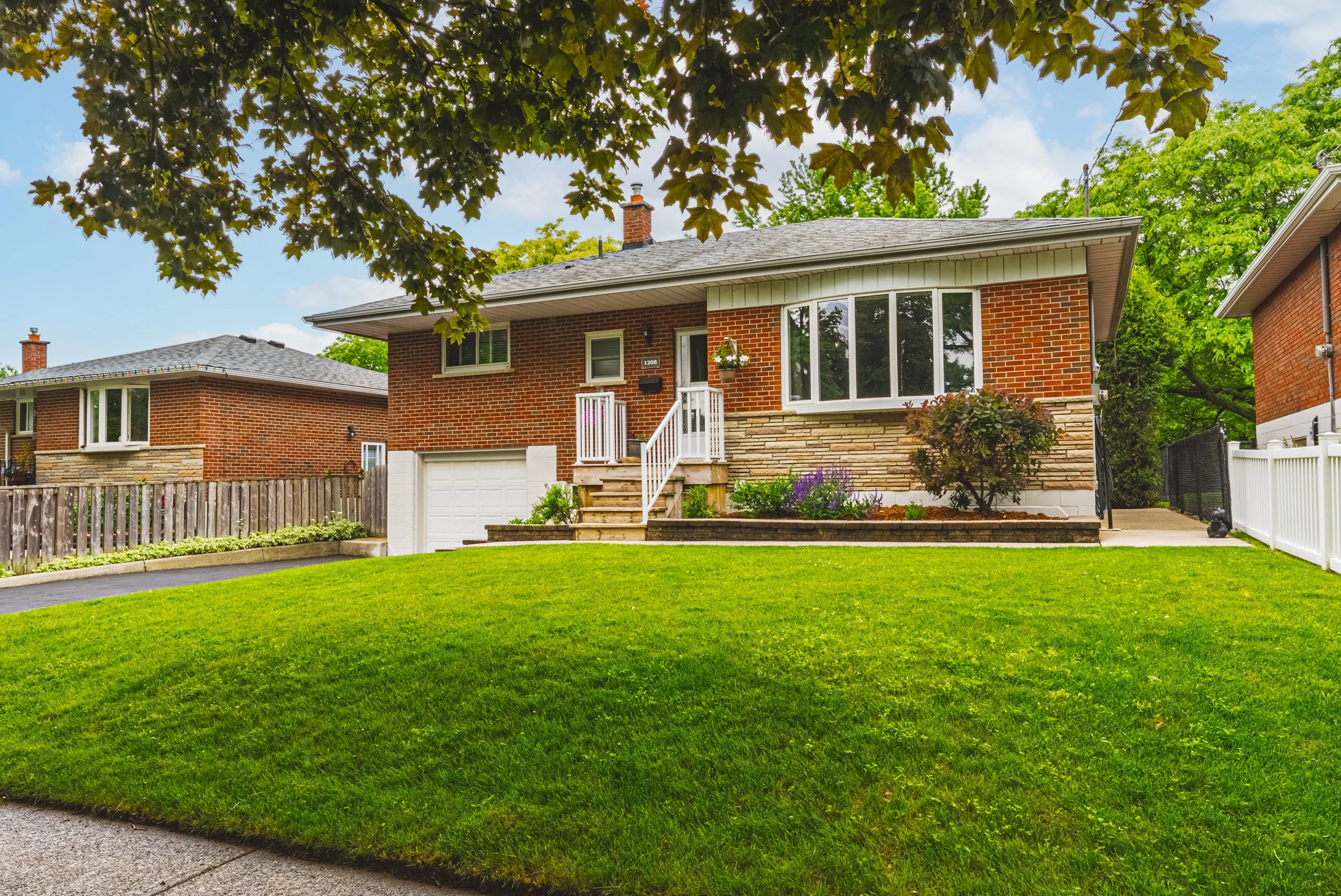 5 - 1208 Homewood Dr, Burlington.jpg