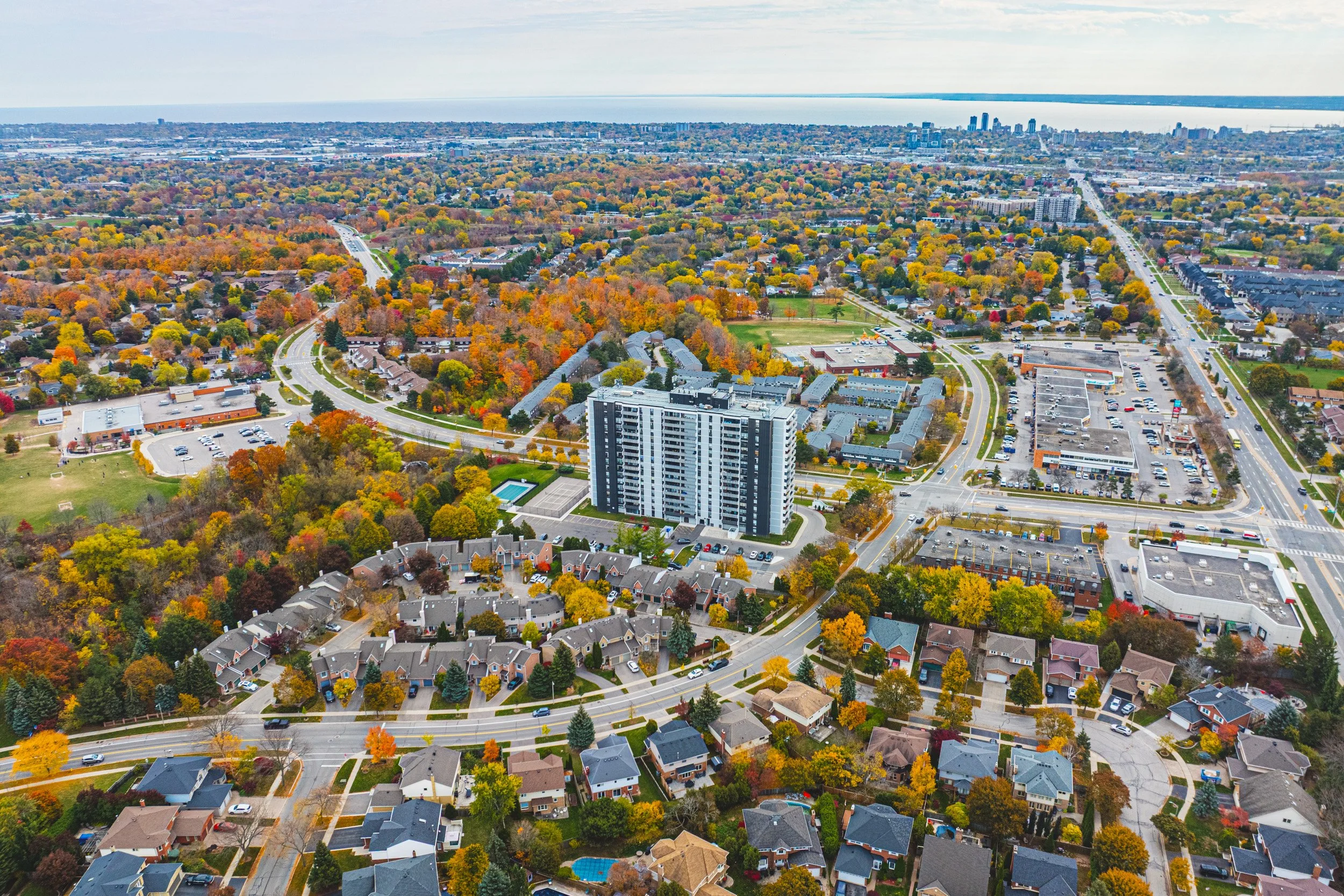 2 - 2055 Upper Middle Rd #1005, Burlington.jpg
