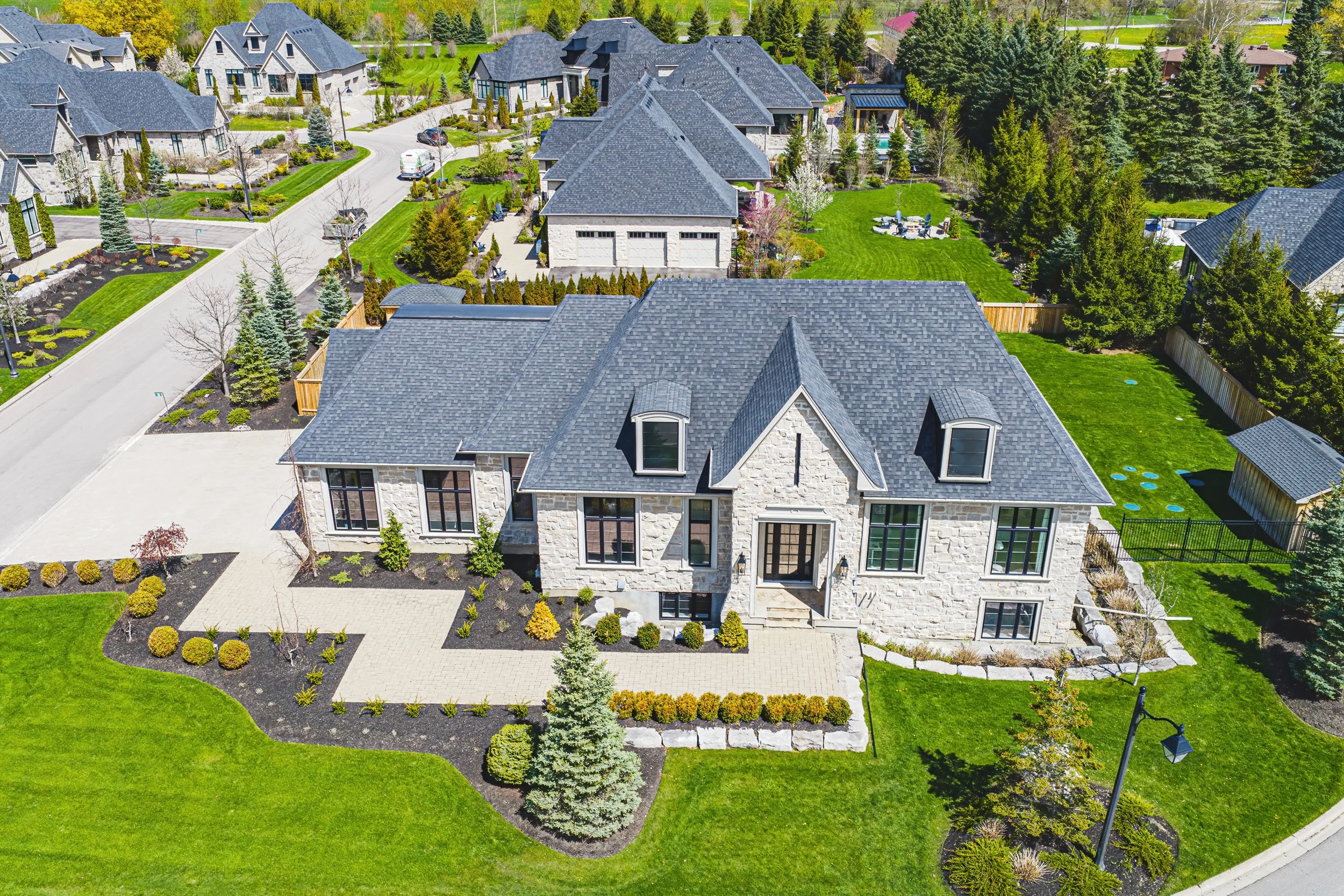 3 - 38 Visser Dr, Puslinch.jpg
