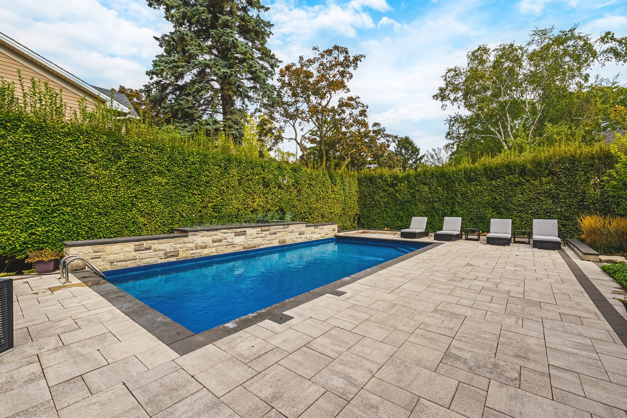 65 - 4369 Lakeshore Rd, Burlington.jpg