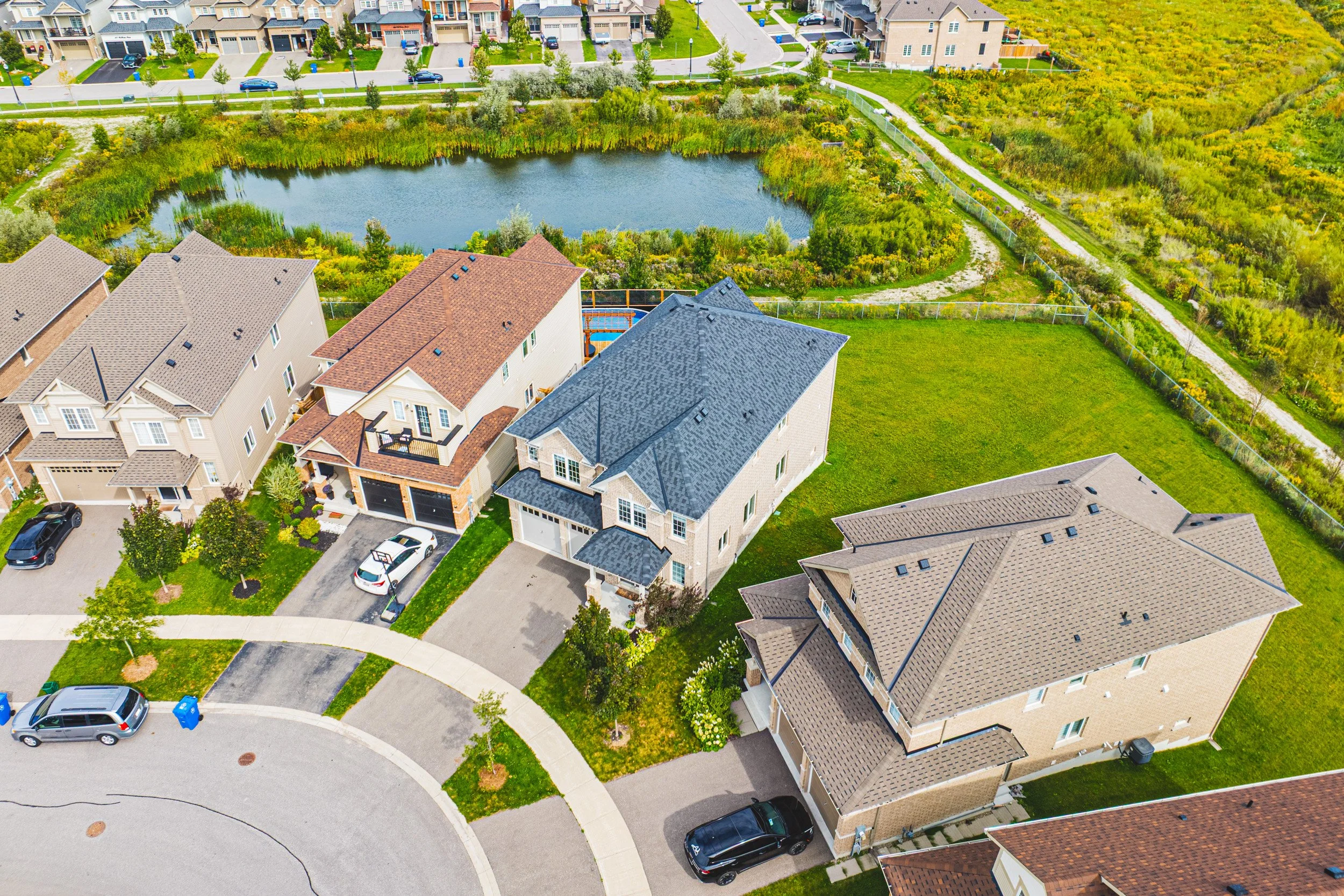 46 - 733 Gilmour Cres, Shelburne.jpg