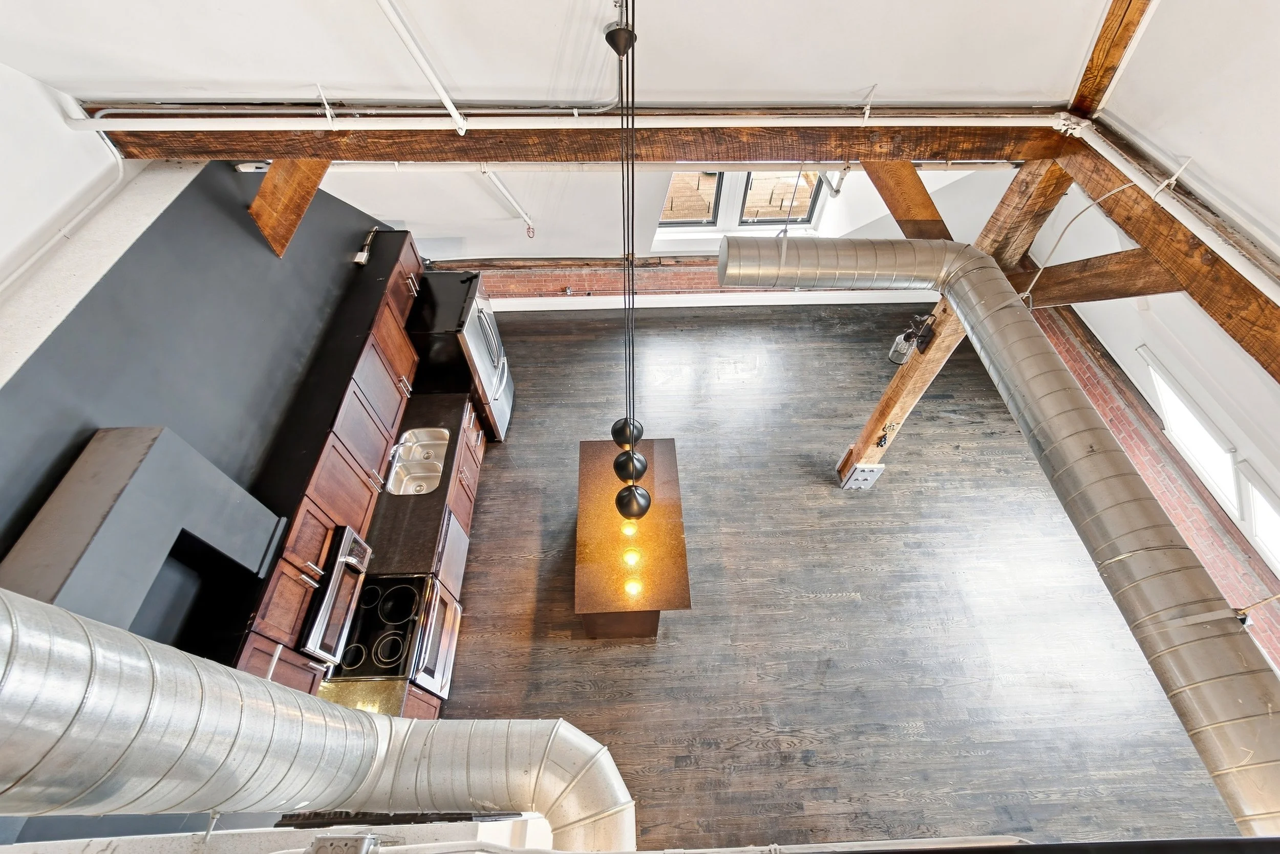 22 - 200 Stinson St PH16, Hamilton.jpg