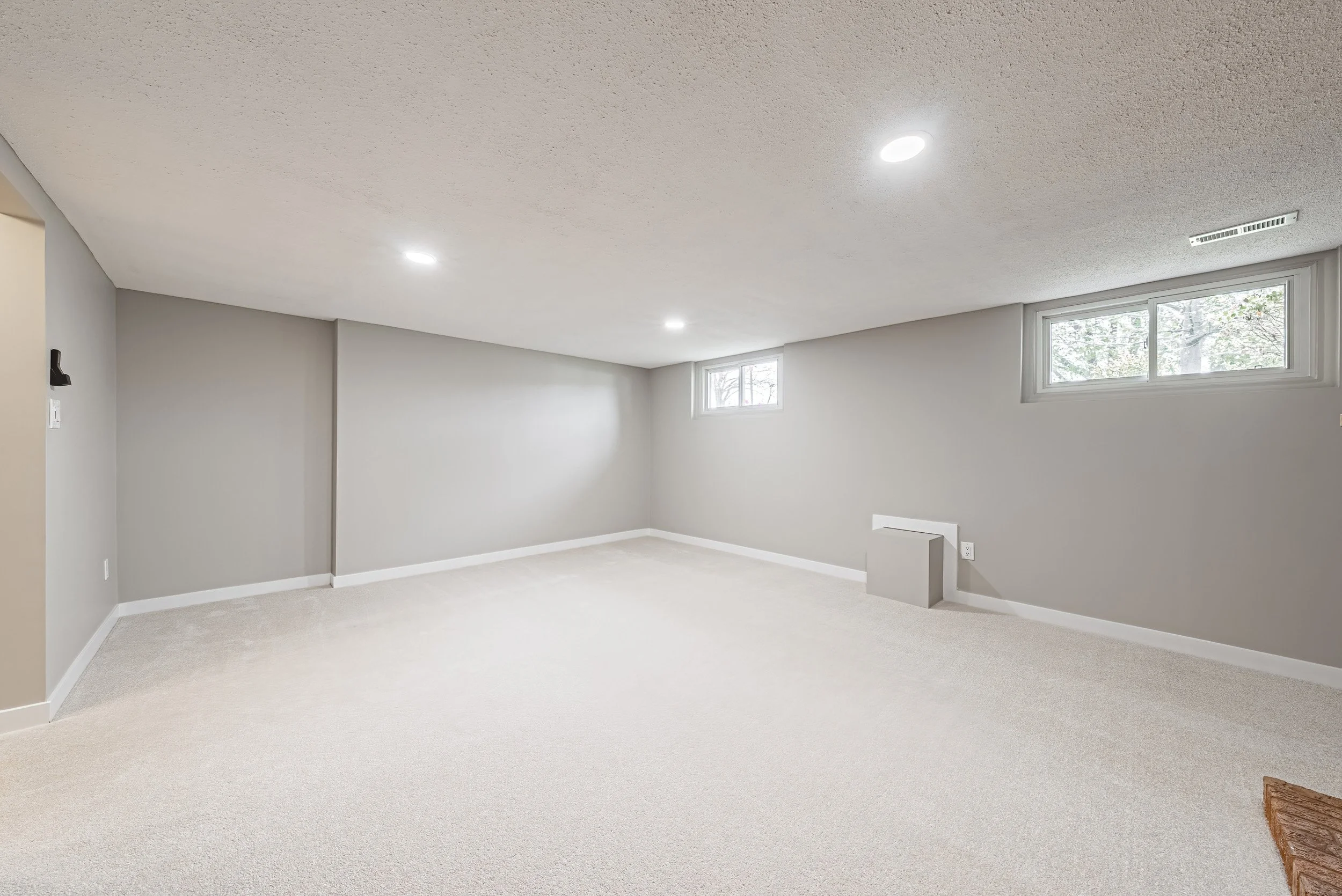 27 - 104 Gardiner Dr, Hamilton.jpg