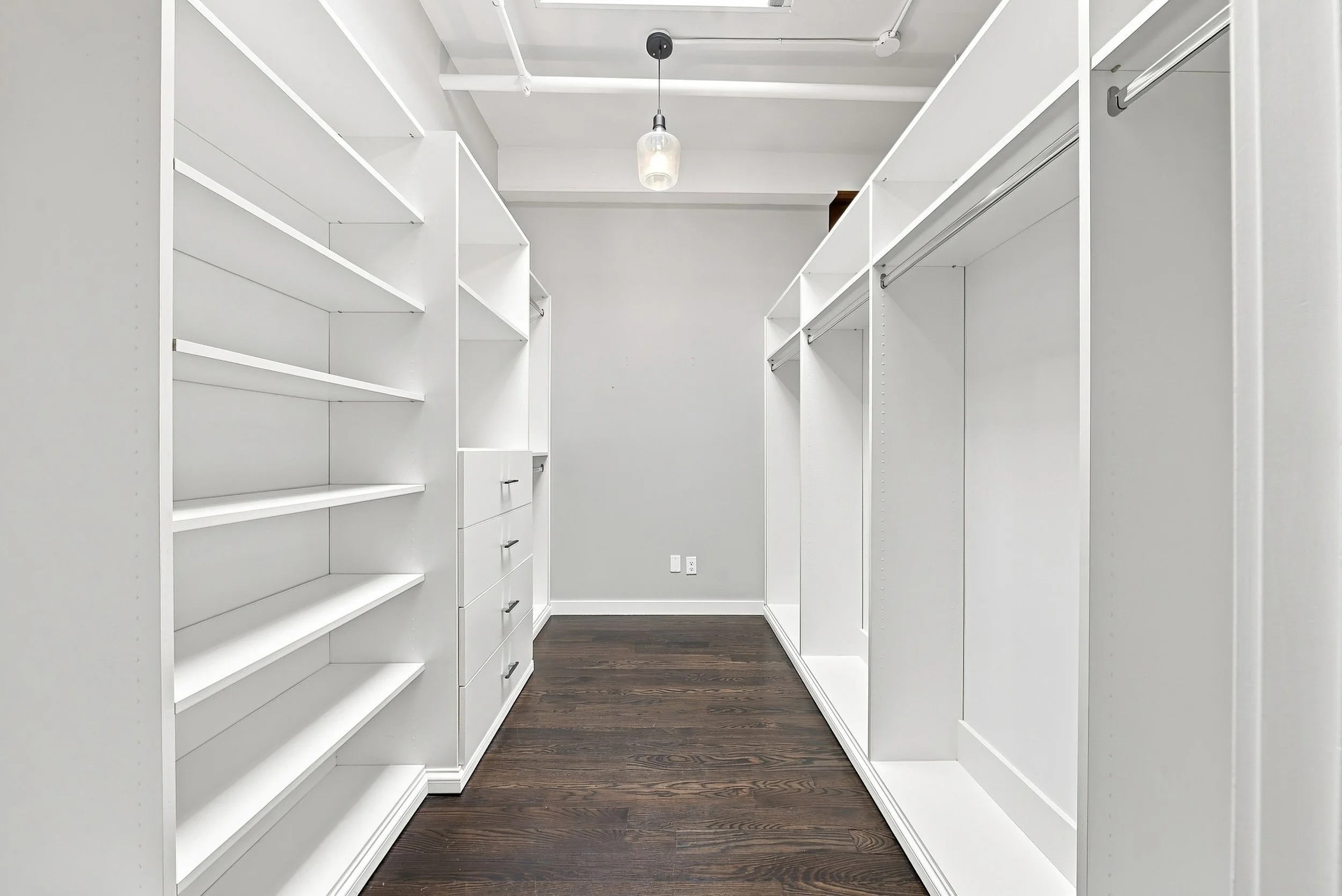 28 - 200 Stinson St PH16, Hamilton.jpg