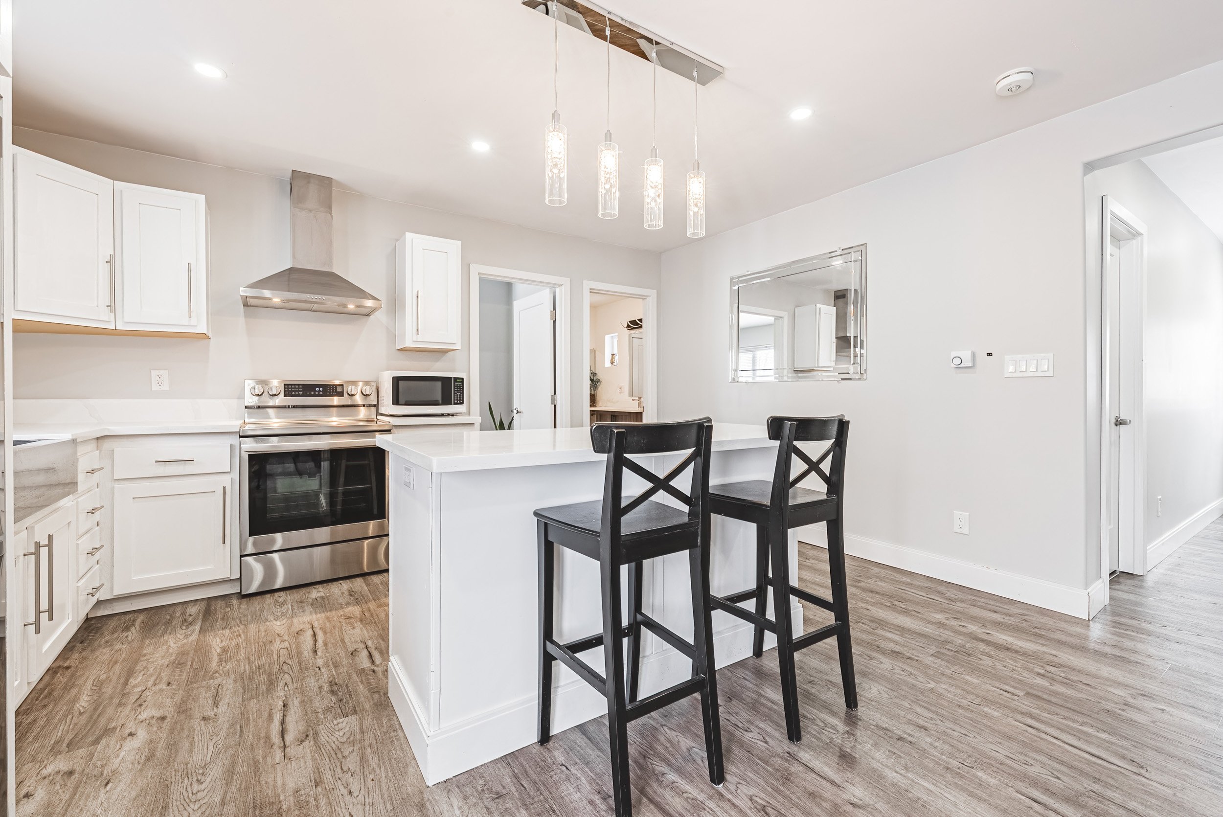 11 - 816 S Coast Dr, Selkirk.jpg