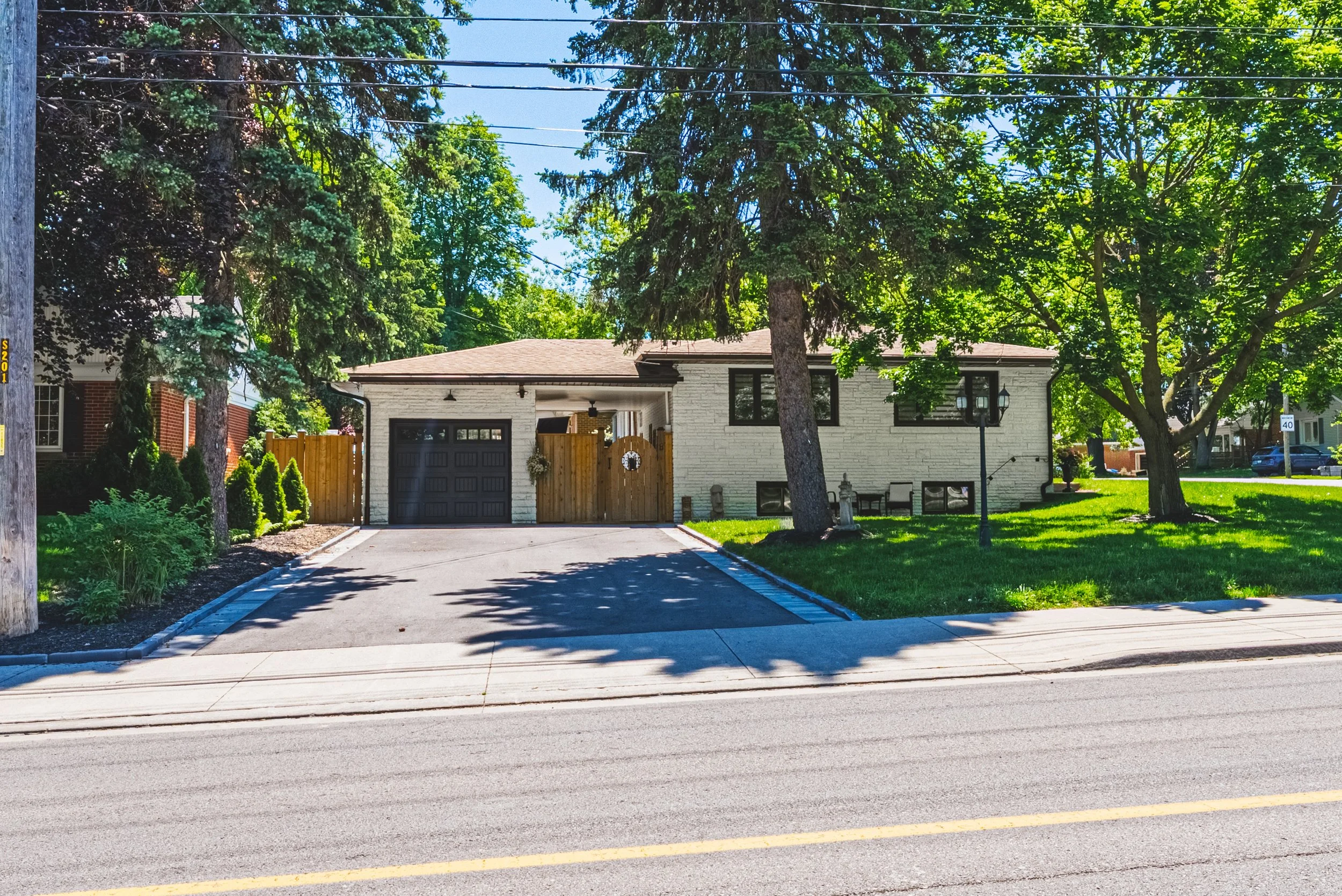 40 - 915 Tanager Ave, Burlington.jpg