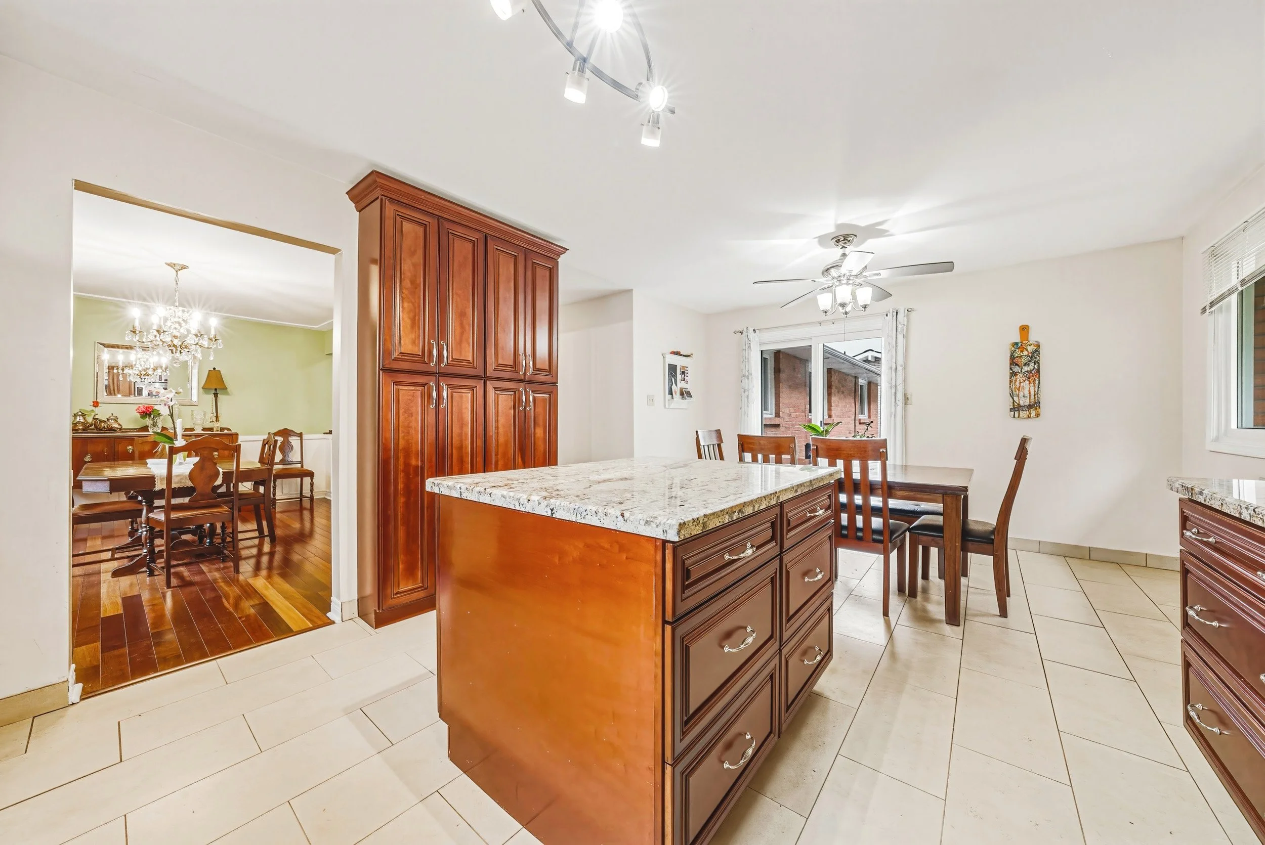 20 - 24 Hildegard Dr, Hamilton.jpg