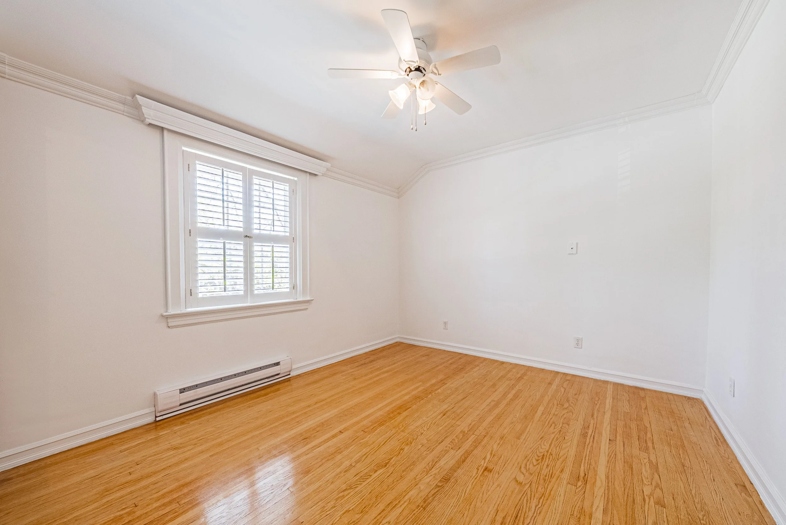 17 - 5039 Valley Way, Niagara Falls.jpg