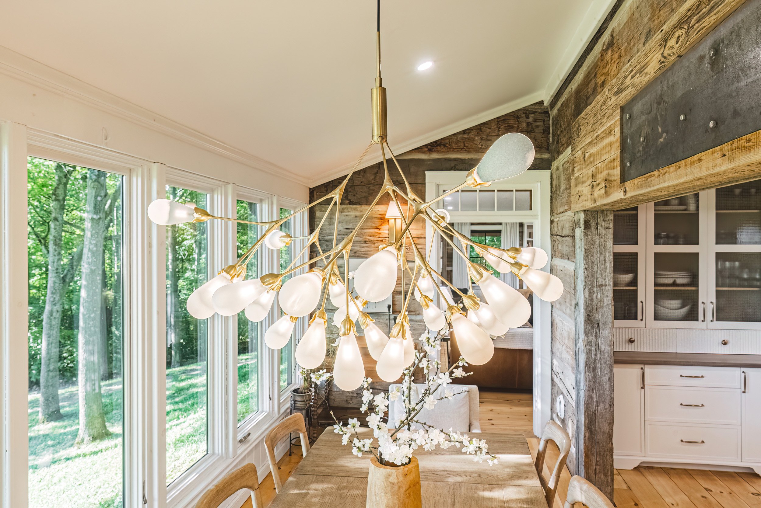 23 - 7399 Bell School Line, Milton.jpg