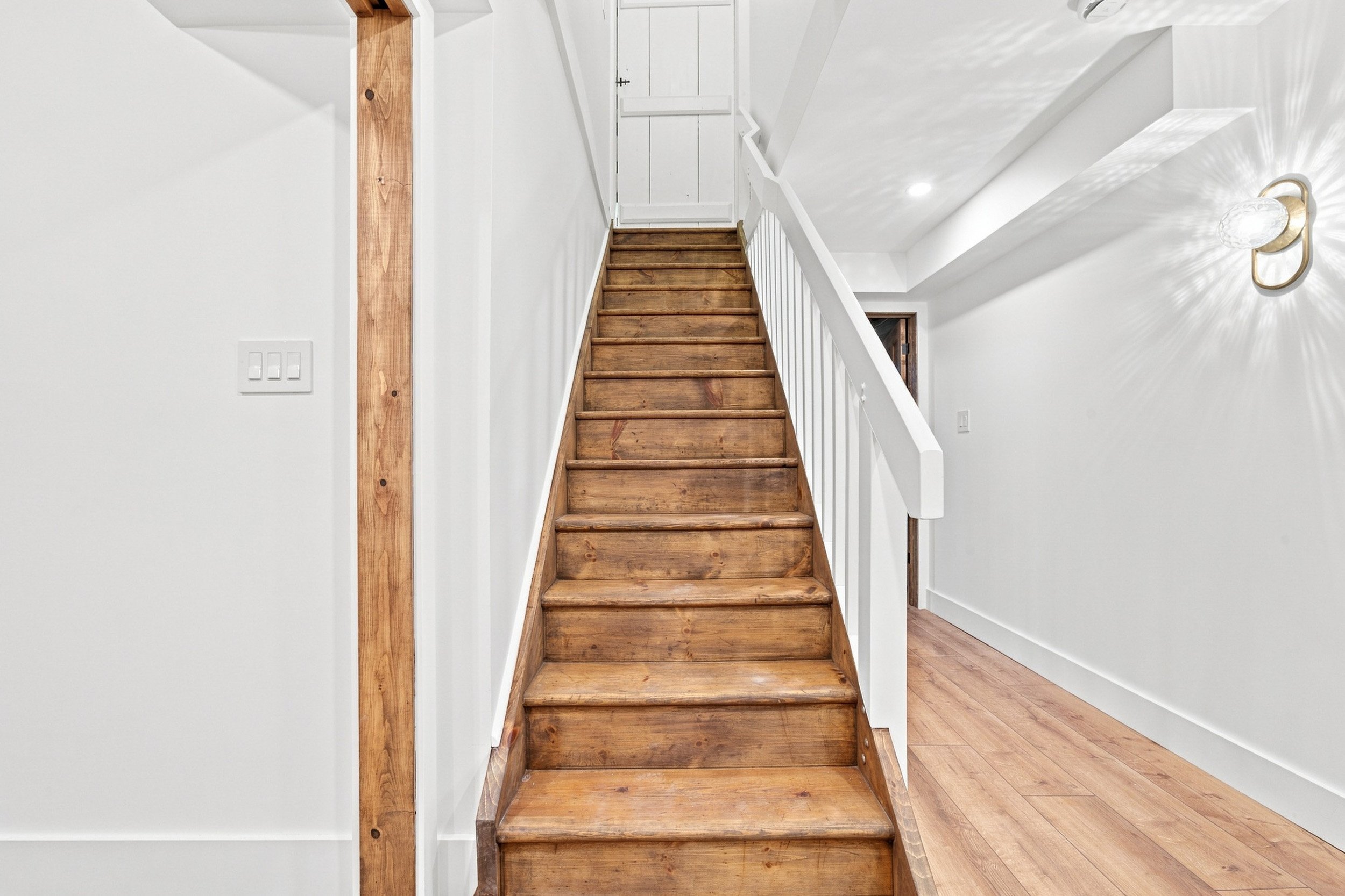 71 - 7399 Bell School Line, Milton.jpg