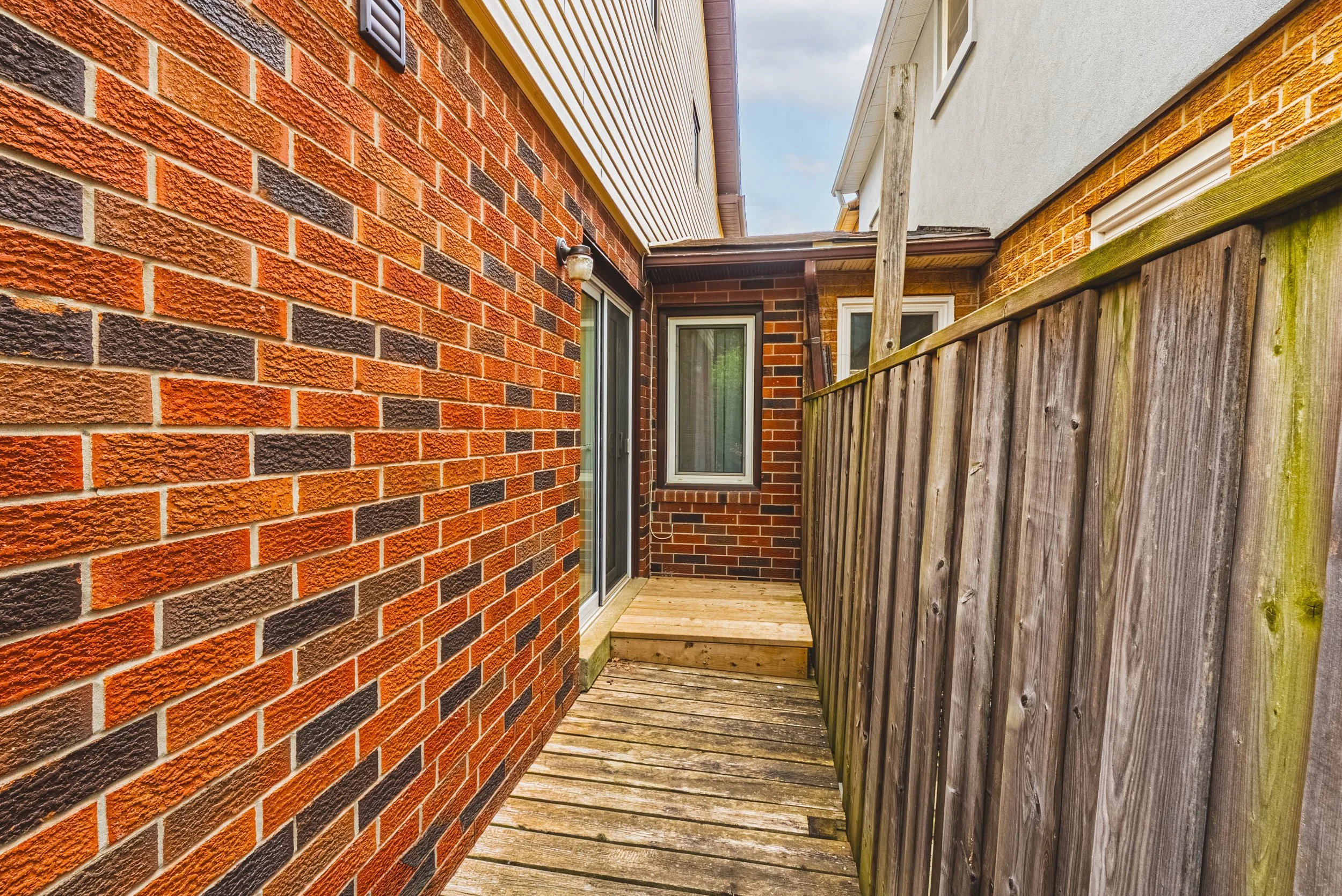 40 - 2188 Margot St, Oakville.jpg
