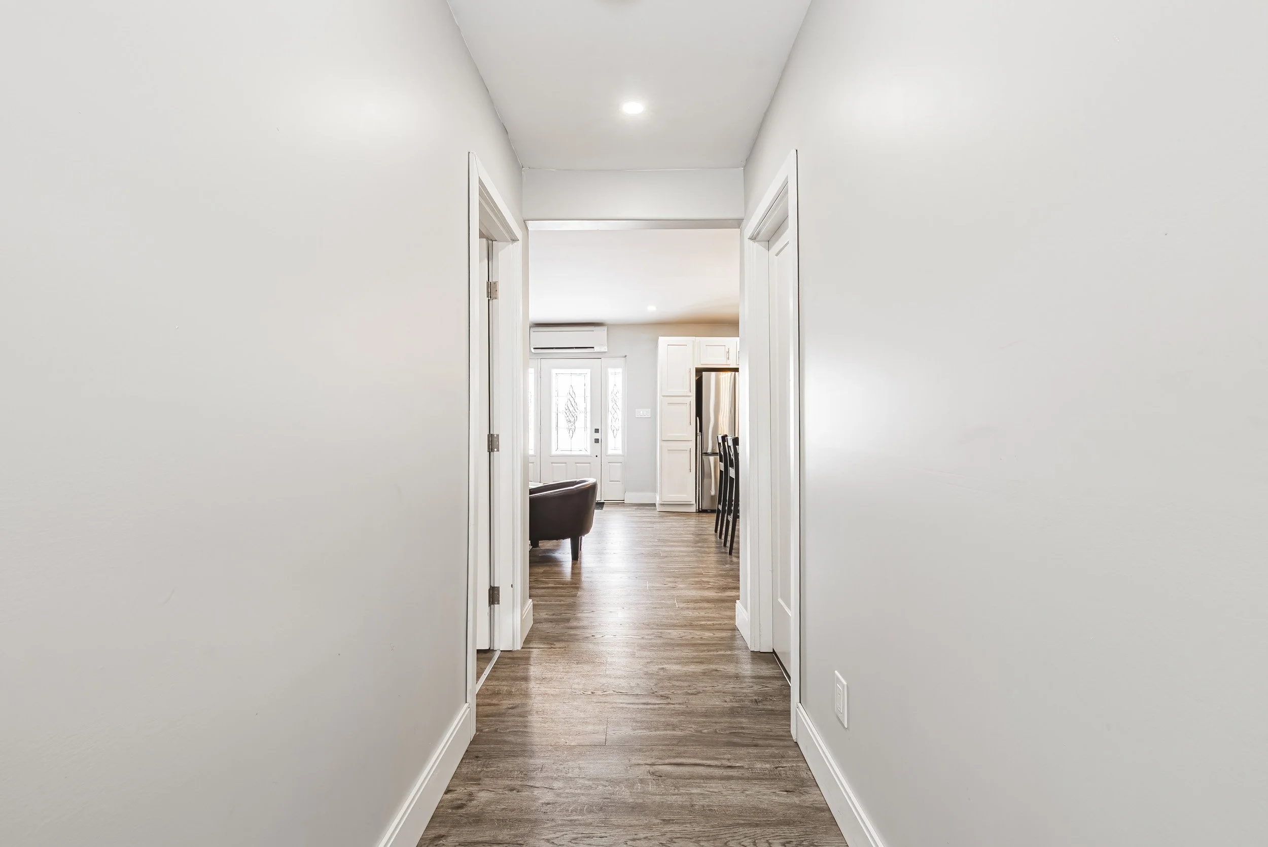 25 - 816 S Coast Dr, Selkirk.jpg