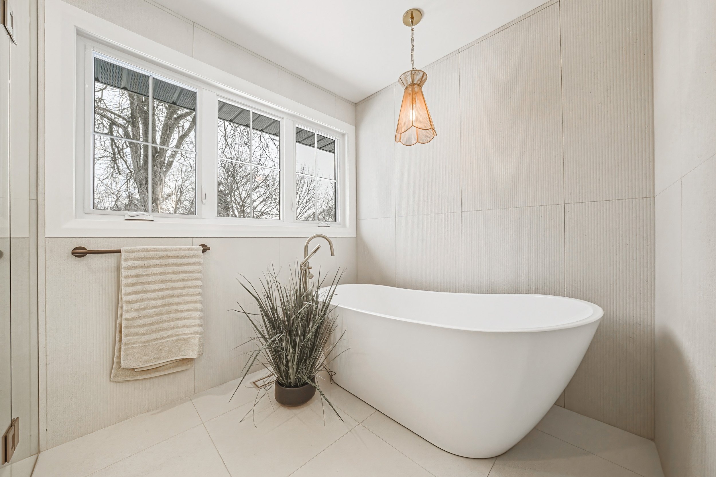 56 - 251 Glen Afton Dr, Burlington.jpg