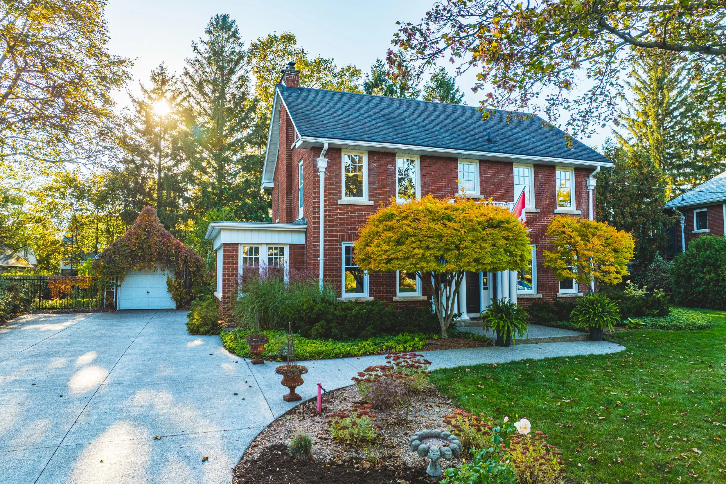 46 - 26 South Dr, St. Catharines.jpg