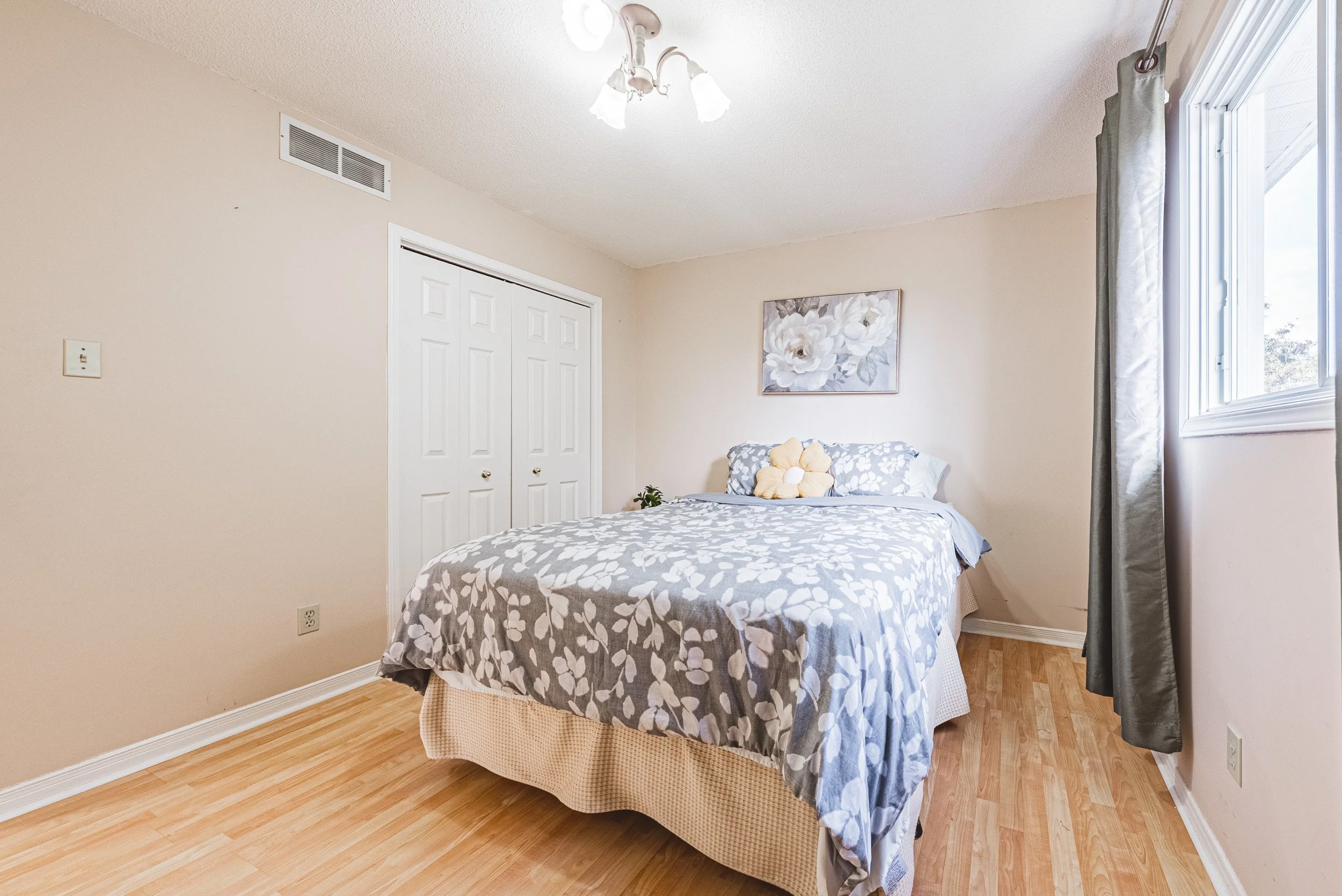 25 - 110 Highbury Dr, Stoney Creek.jpg