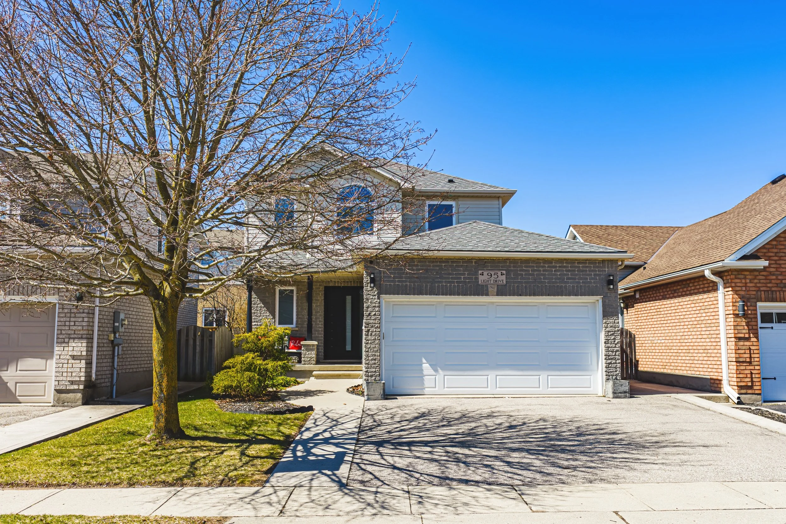 1 - 95 Light Dr, Cambridge.jpg