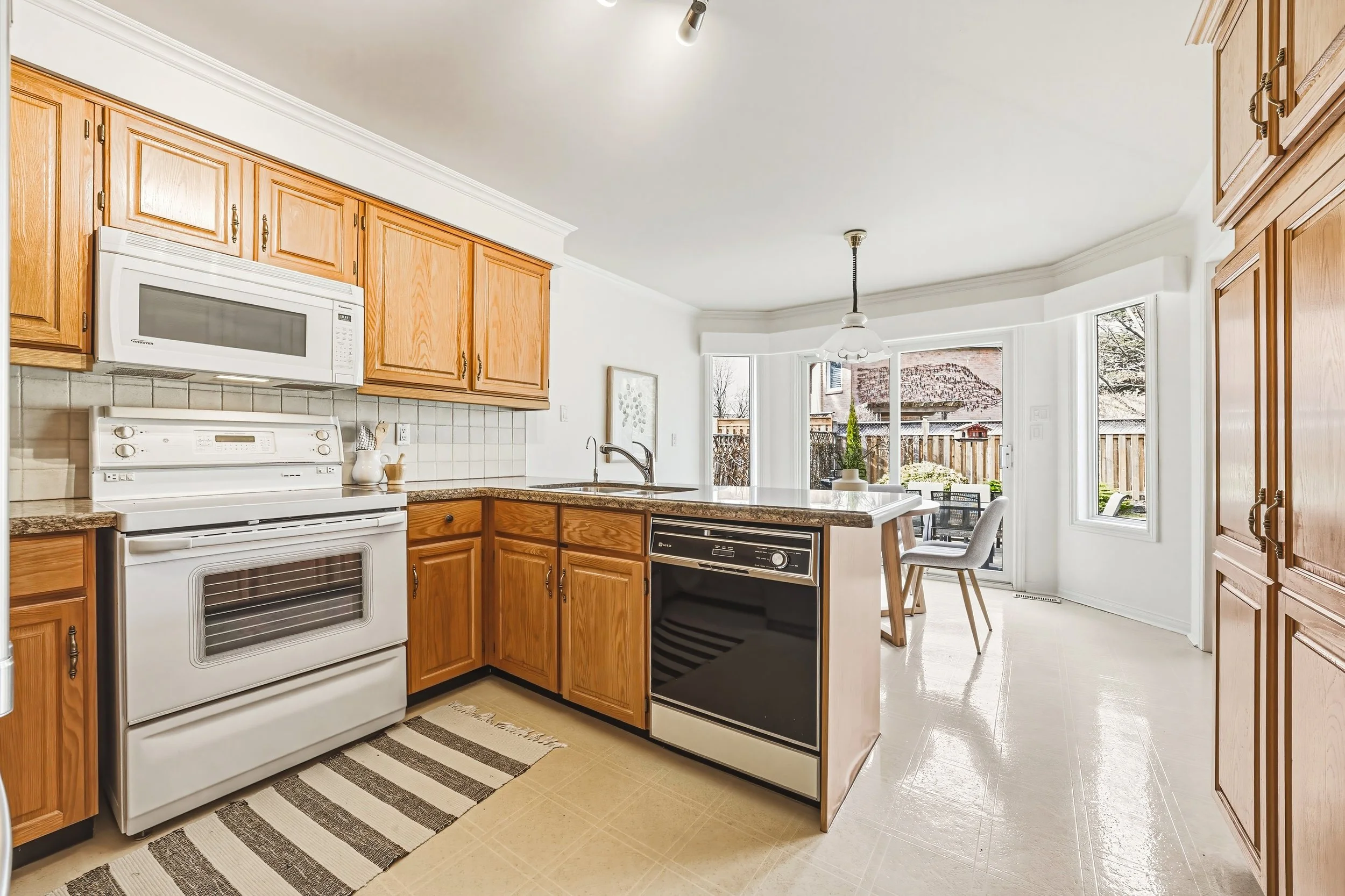 8 - 1595 Flamborough Cir, Mississauga.jpg