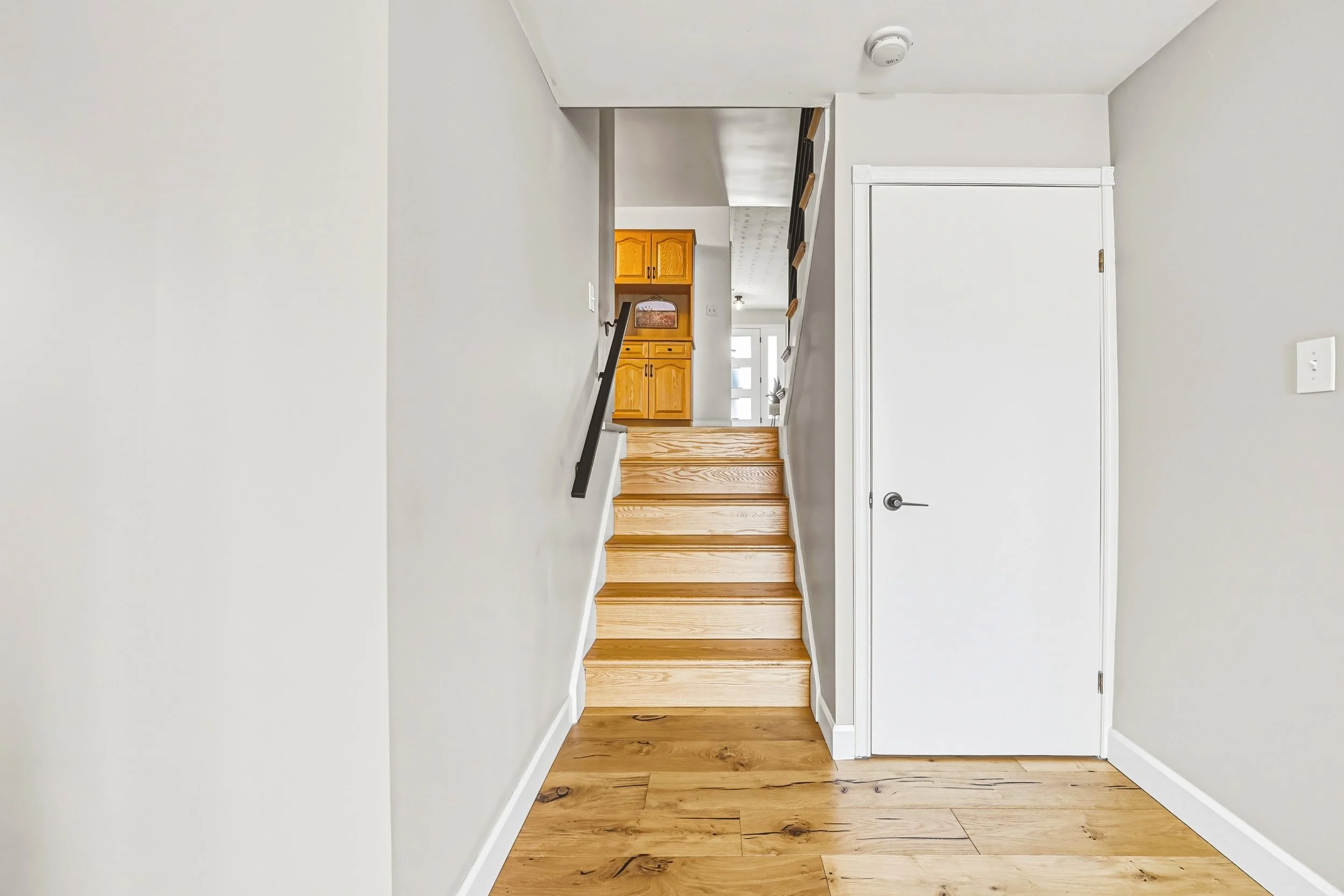 23 - 103 Empress Ave, Hamilton.jpg