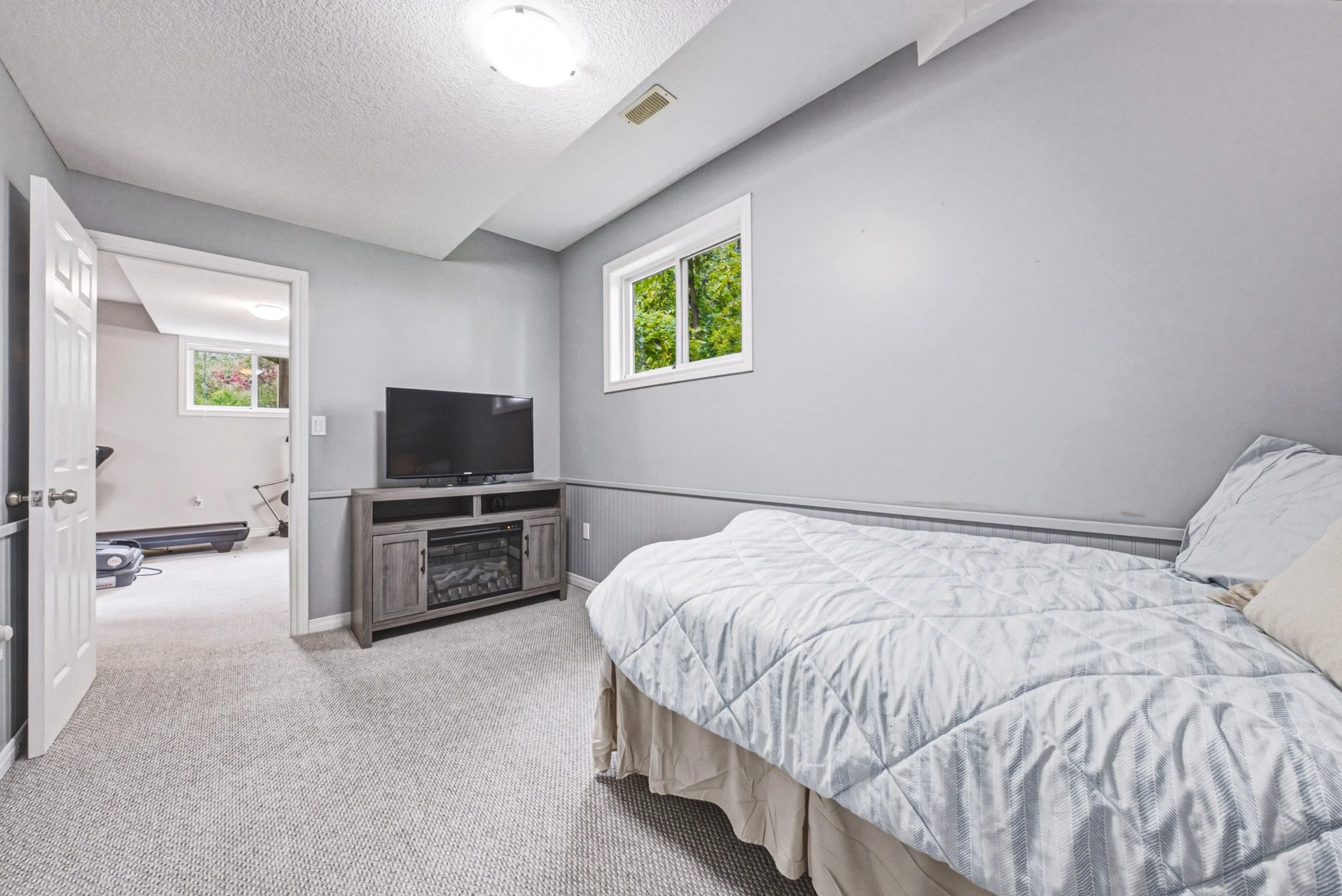 32 - 8 Lake Rd, Puslinch.jpg
