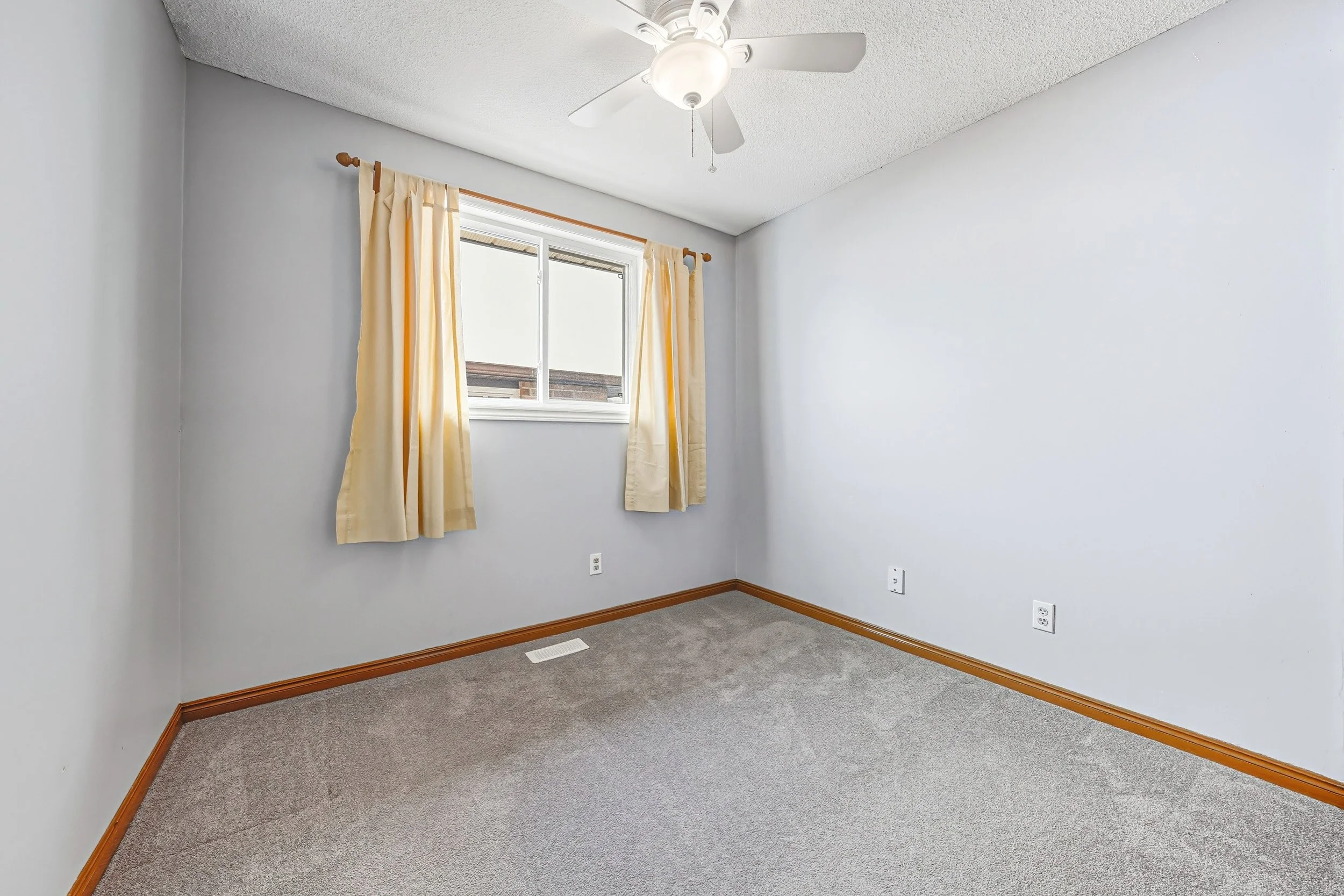 19 - 43 Everest St, Hamilton.jpg