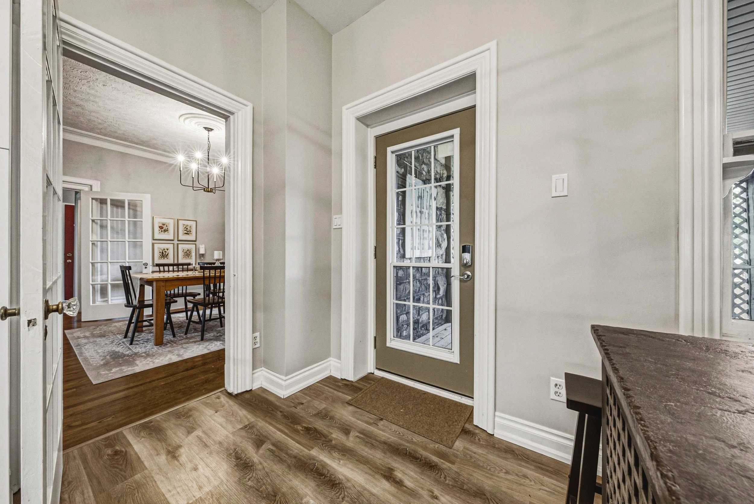 13 - 75 Pollock Ave, Cambridge.jpg